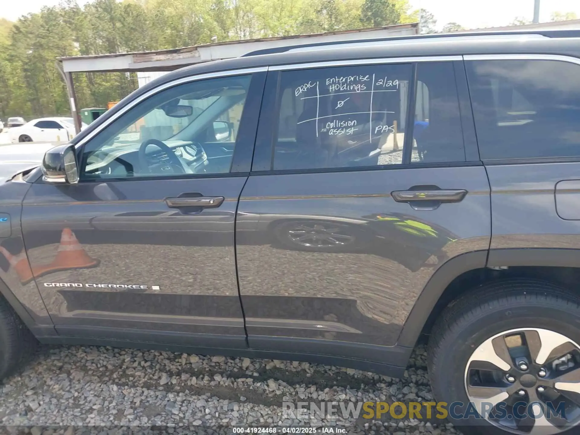 15 Фотография поврежденного автомобиля 1C4RJYB67R8957891 JEEP GRAND CHEROKEE 4XE 2024
