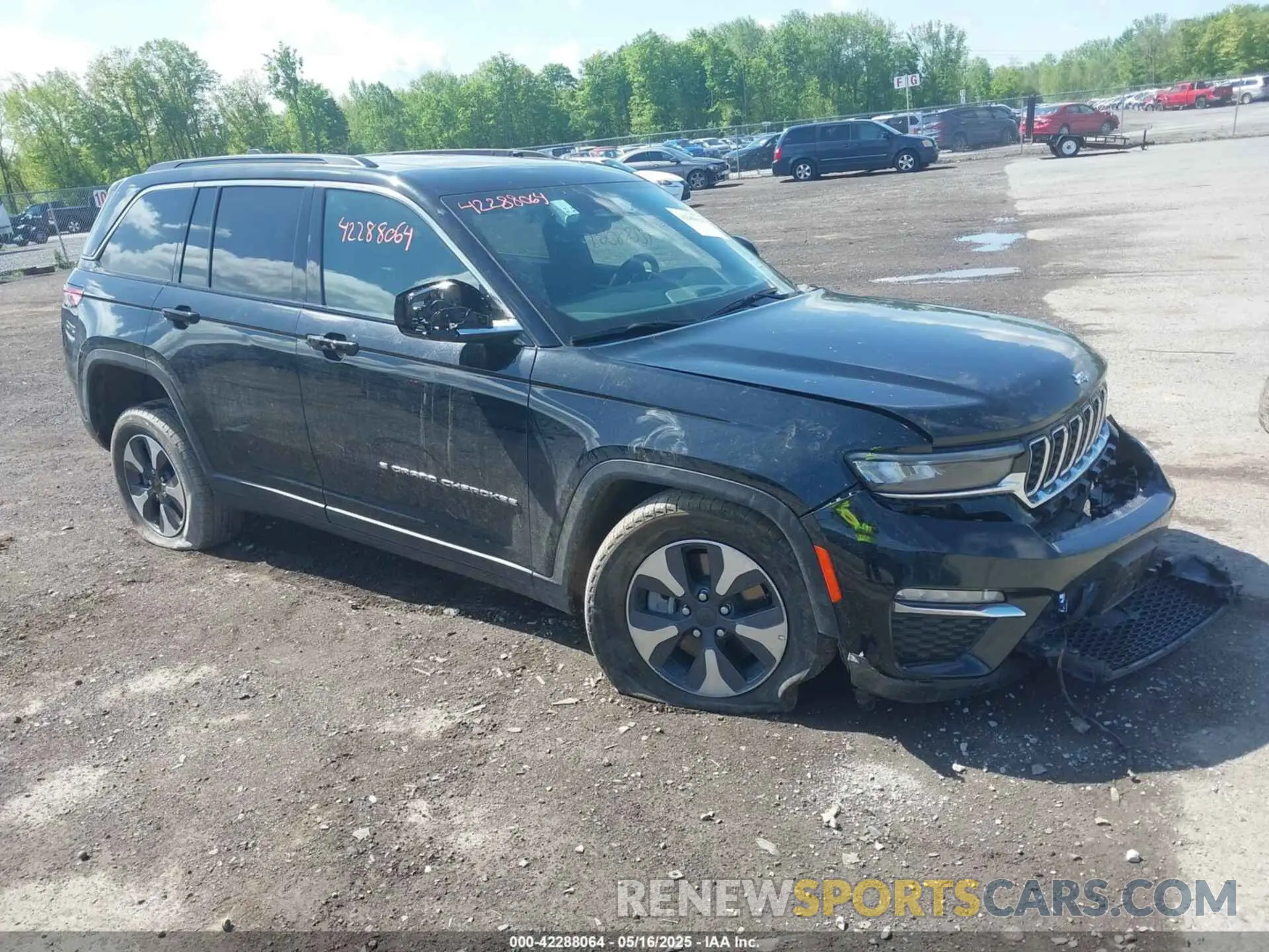 1 Photograph of a damaged car 1C4RJYB67RC116411 JEEP GRAND CHEROKEE 4XE 2024