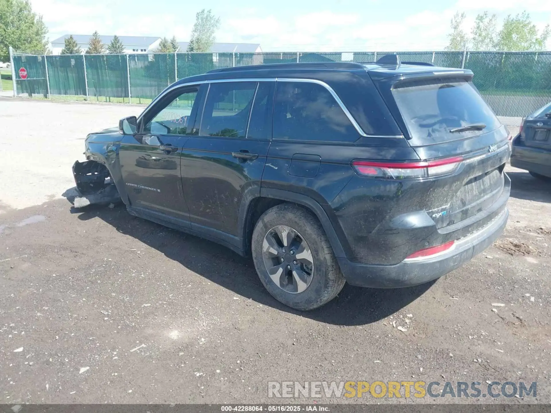 3 Photograph of a damaged car 1C4RJYB67RC116411 JEEP GRAND CHEROKEE 4XE 2024