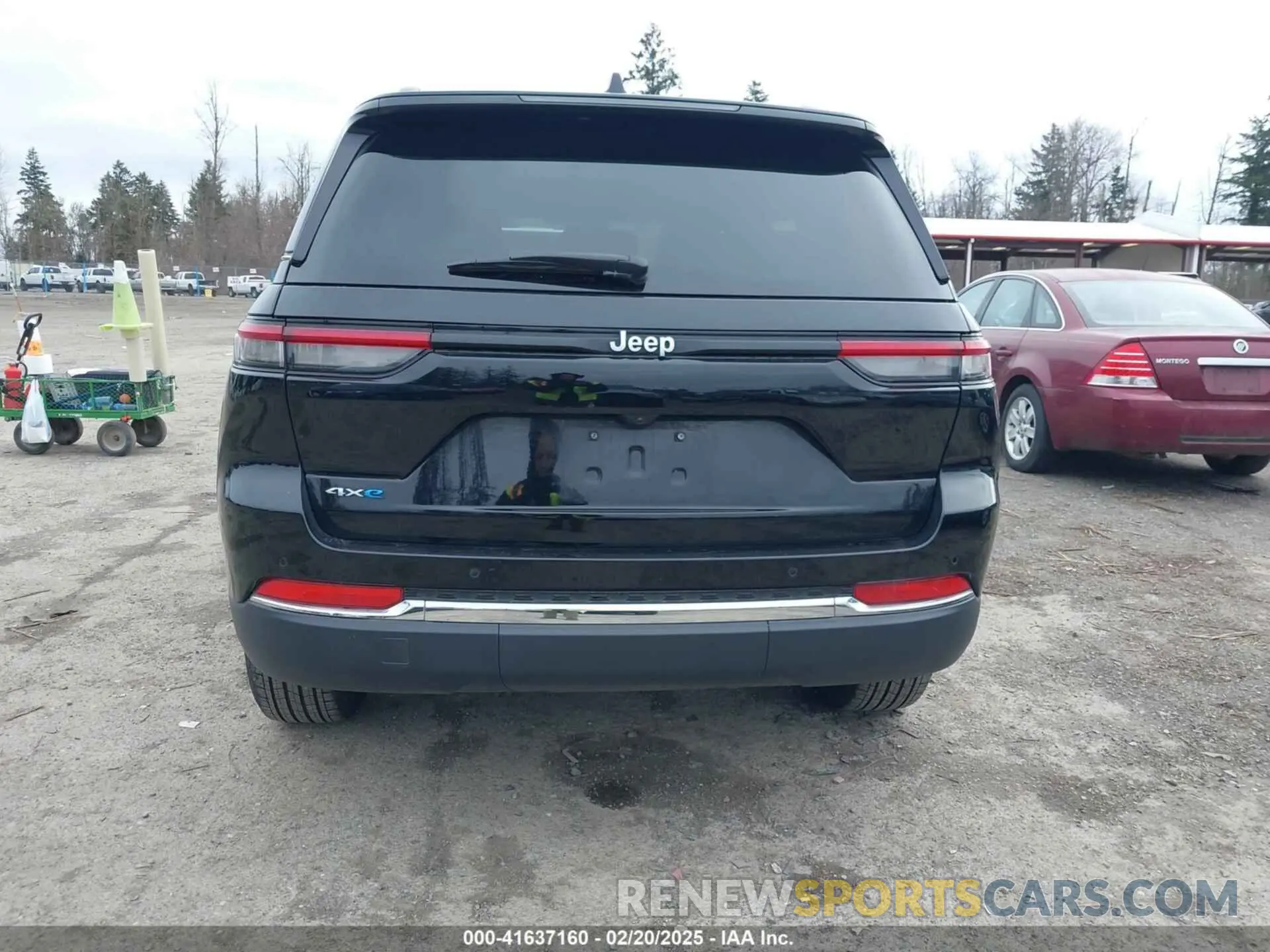 16 Photograph of a damaged car 1C4RJYB67RC158495 JEEP GRAND CHEROKEE 4XE 2024