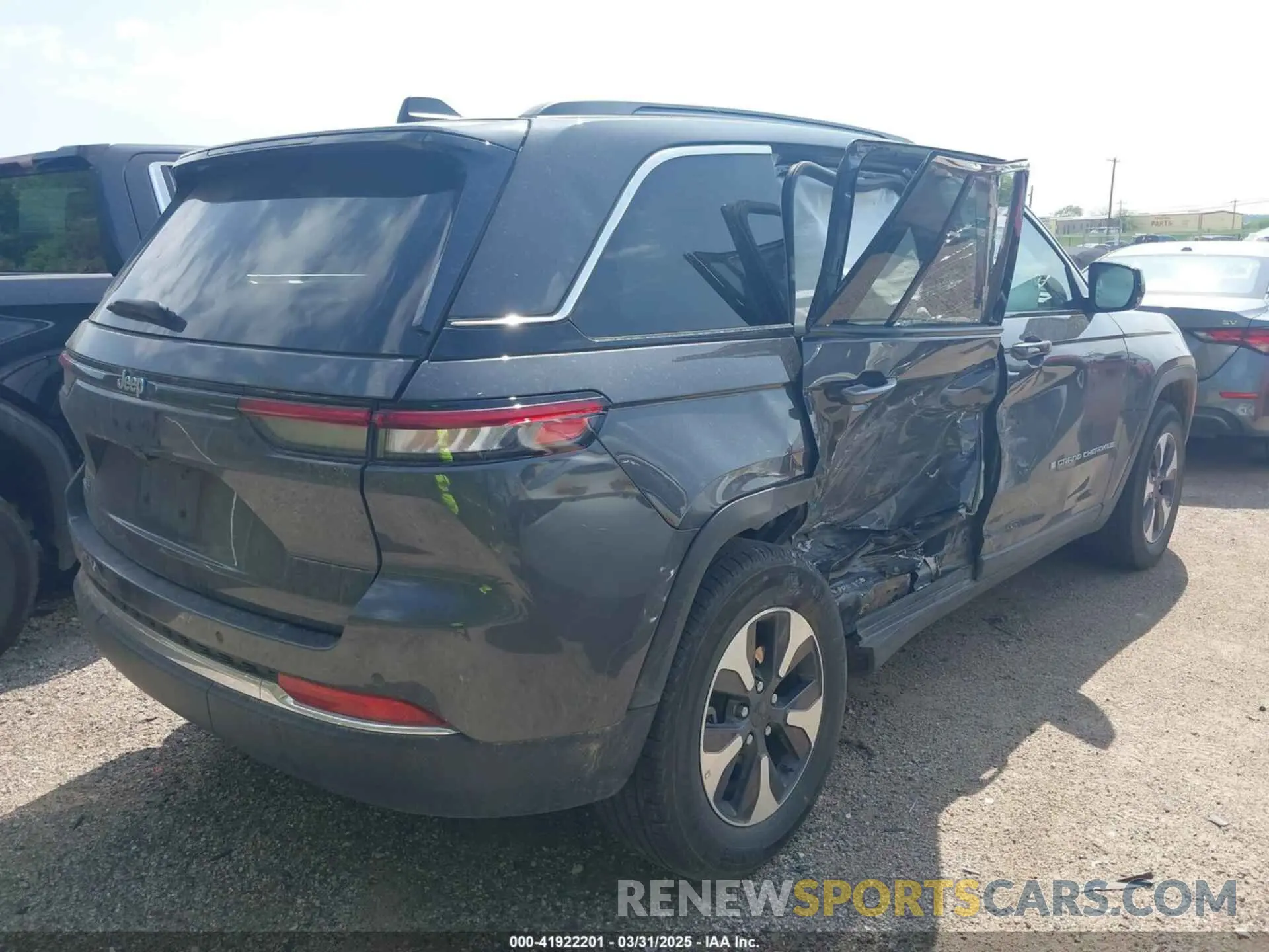 4 Photograph of a damaged car 1C4RJYB69RC116328 JEEP GRAND CHEROKEE 4XE 2024