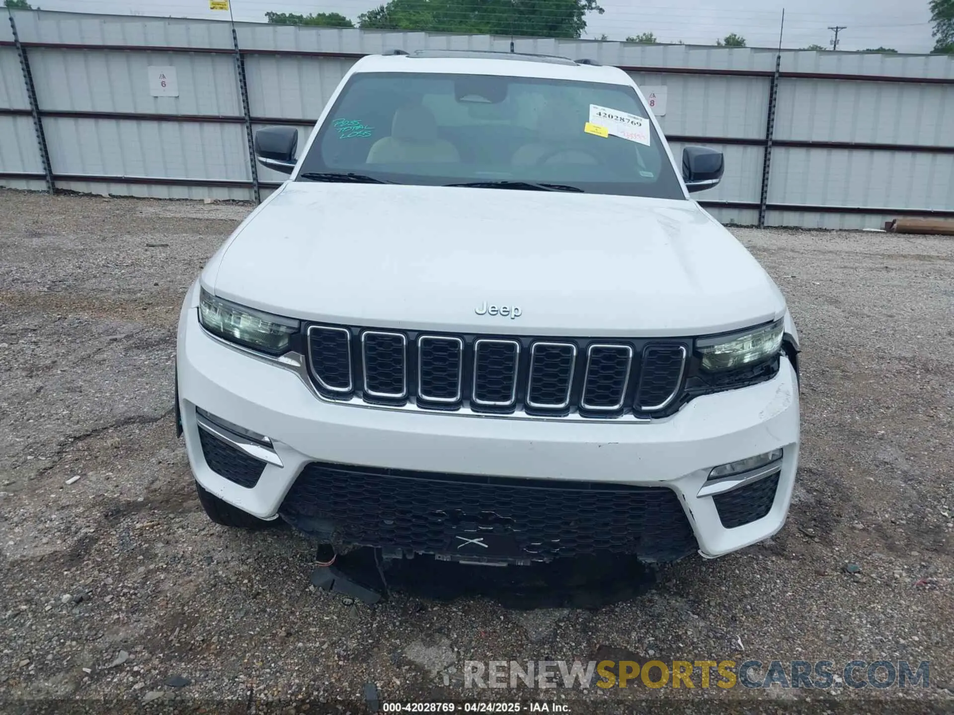 13 Photograph of a damaged car 1C4RJYB6XR8519110 JEEP GRAND CHEROKEE 4XE 2024