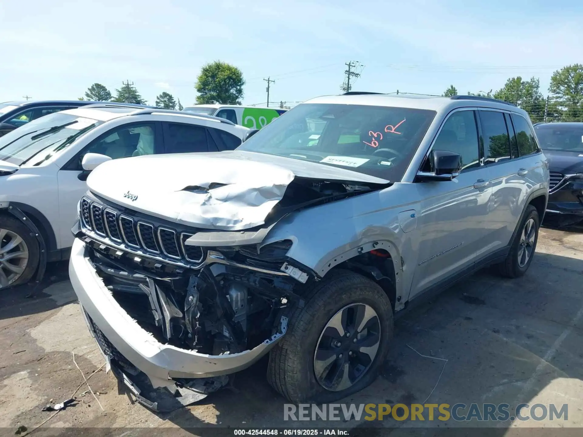 6 Photograph of a damaged car 1C4RJYB6XRC171449 JEEP GRAND CHEROKEE 4XE 2024