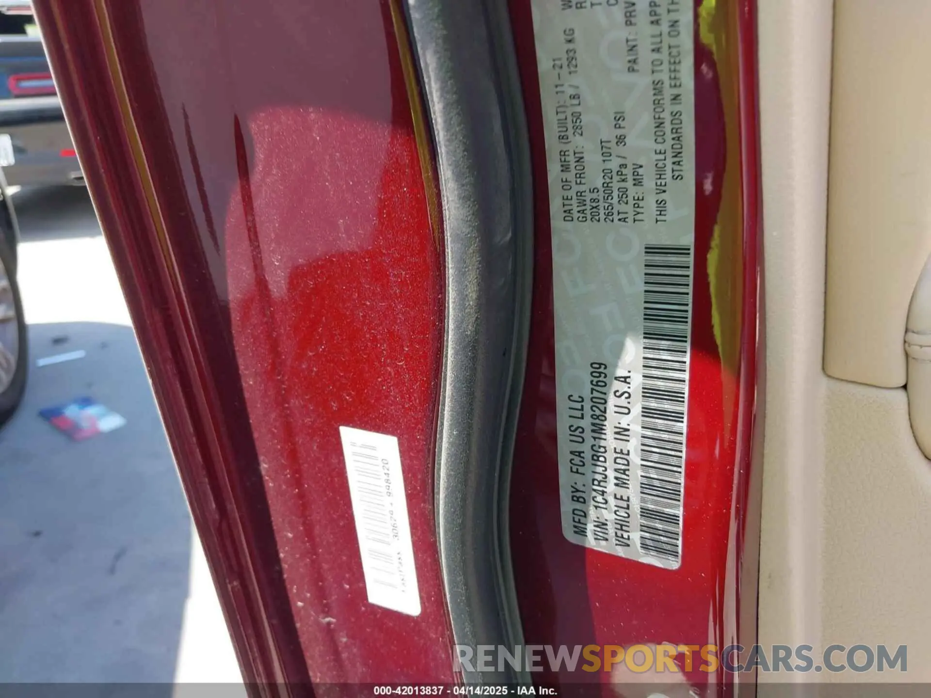 9 Photograph of a damaged car 1C4RJJBG1M8207699 JEEP GRAND CHEROKEE L 2021