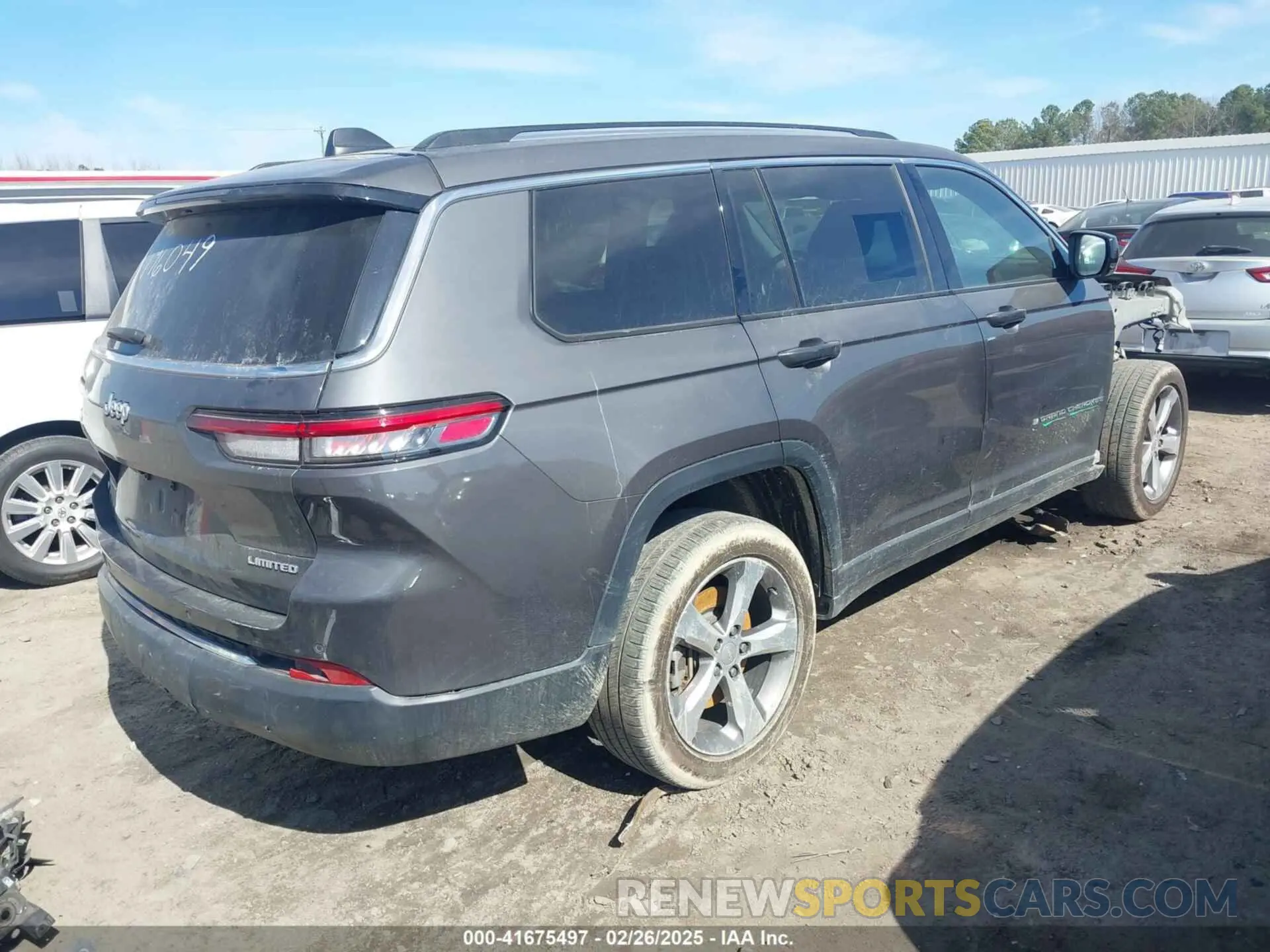 4 Фотография поврежденного автомобиля 1C4RJJBG4M8211665 JEEP GRAND CHEROKEE L 2021