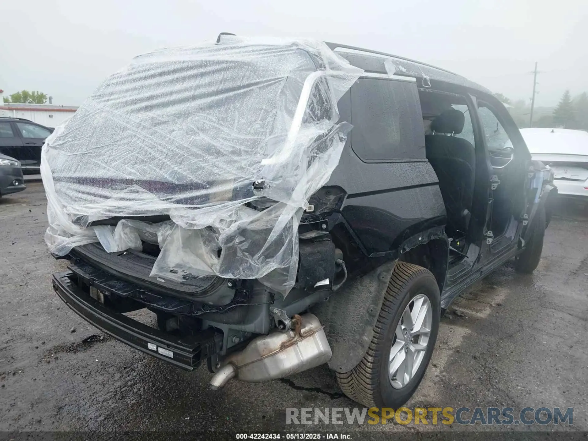 4 Фотография поврежденного автомобиля 1C4RJKAG3M8172316 JEEP GRAND CHEROKEE L 2021