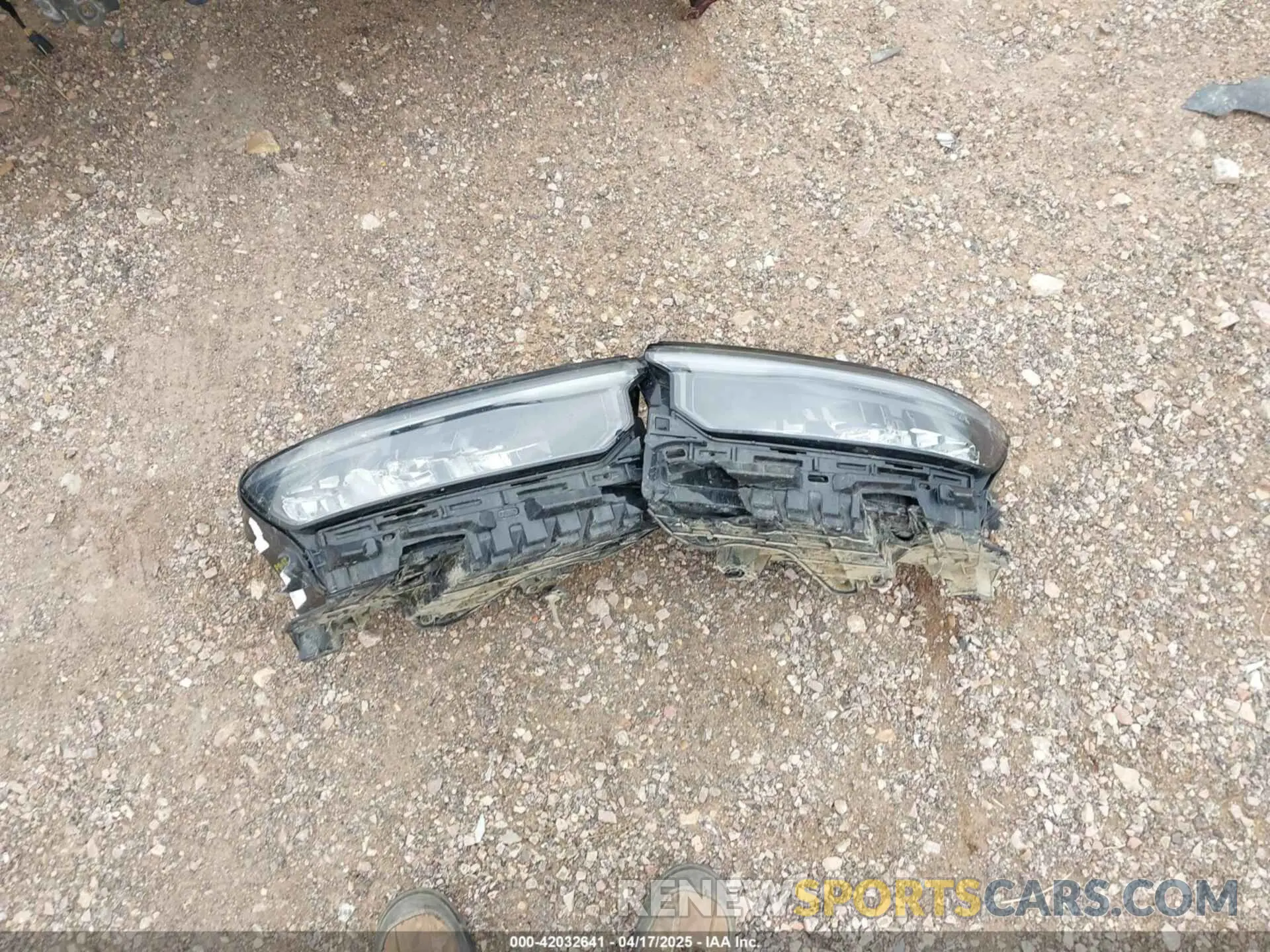 18 Фотография поврежденного автомобиля 1C4RJKAG6M8152948 JEEP GRAND CHEROKEE L 2021