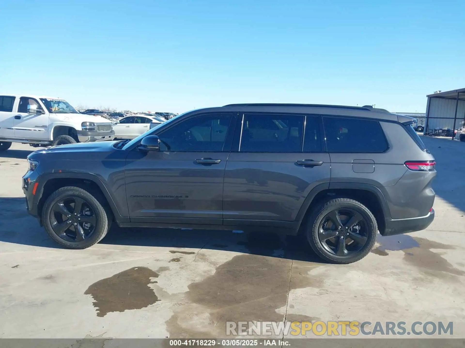 15 Photograph of a damaged car 1C4RJKAG9M8187001 JEEP GRAND CHEROKEE L 2021