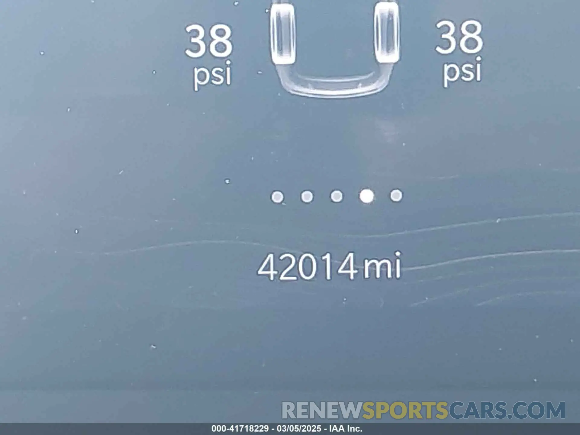 16 Photograph of a damaged car 1C4RJKAG9M8187001 JEEP GRAND CHEROKEE L 2021