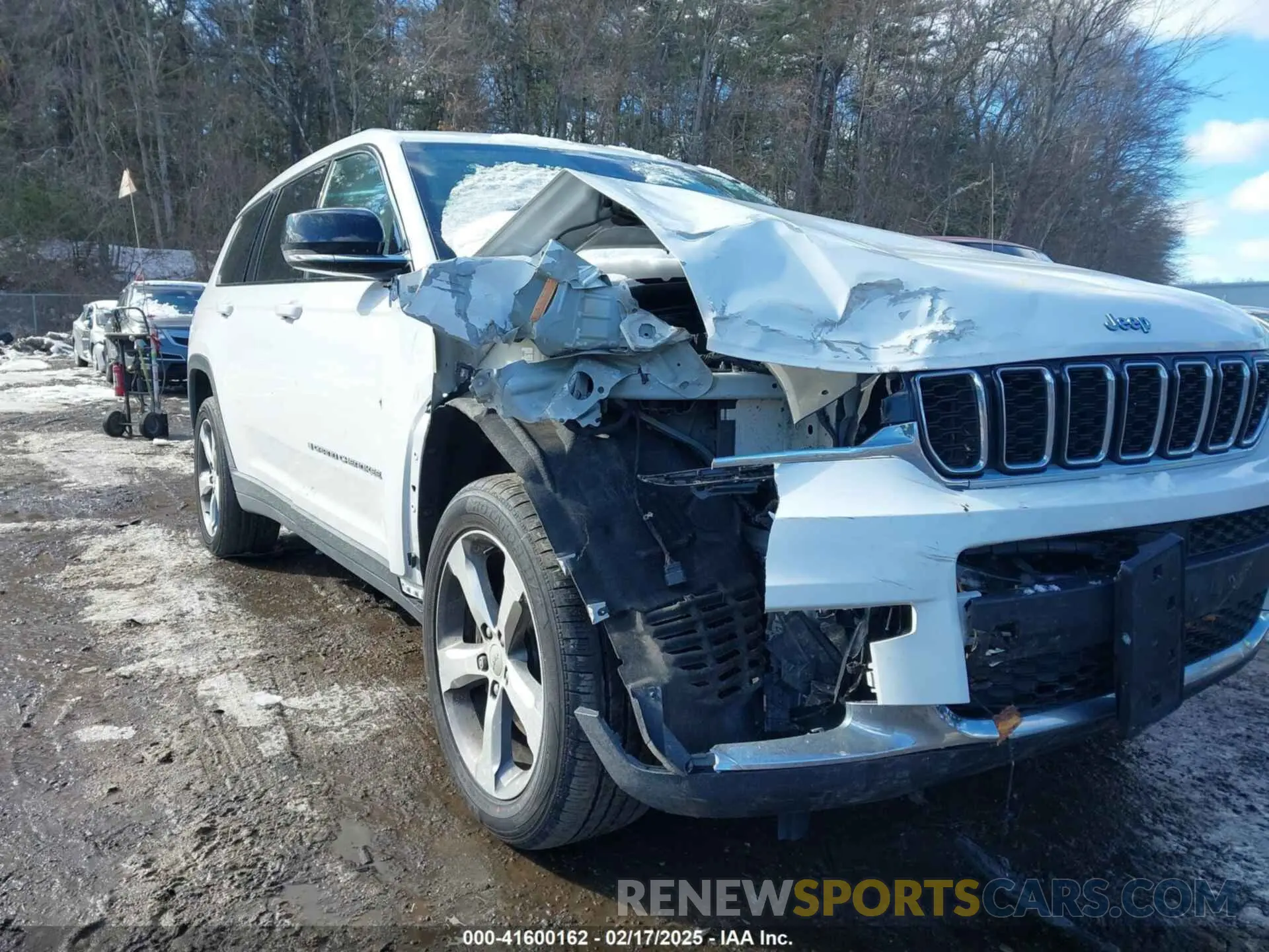 6 Photograph of a damaged car 1C4RJKBG4M8125519 JEEP GRAND CHEROKEE L 2021