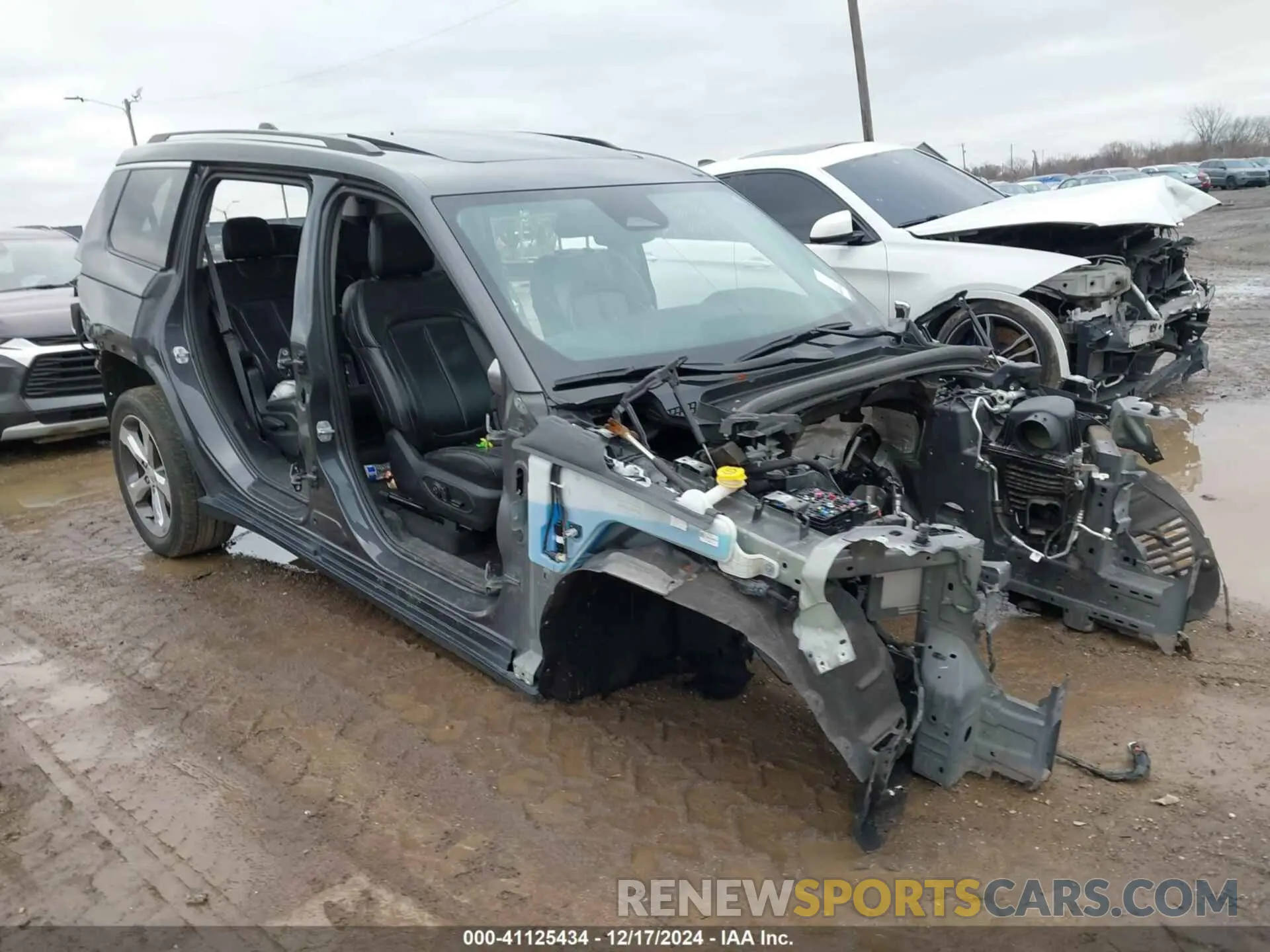 1 Фотография поврежденного автомобиля 1C4RJKBG4M8138710 JEEP GRAND CHEROKEE L 2021