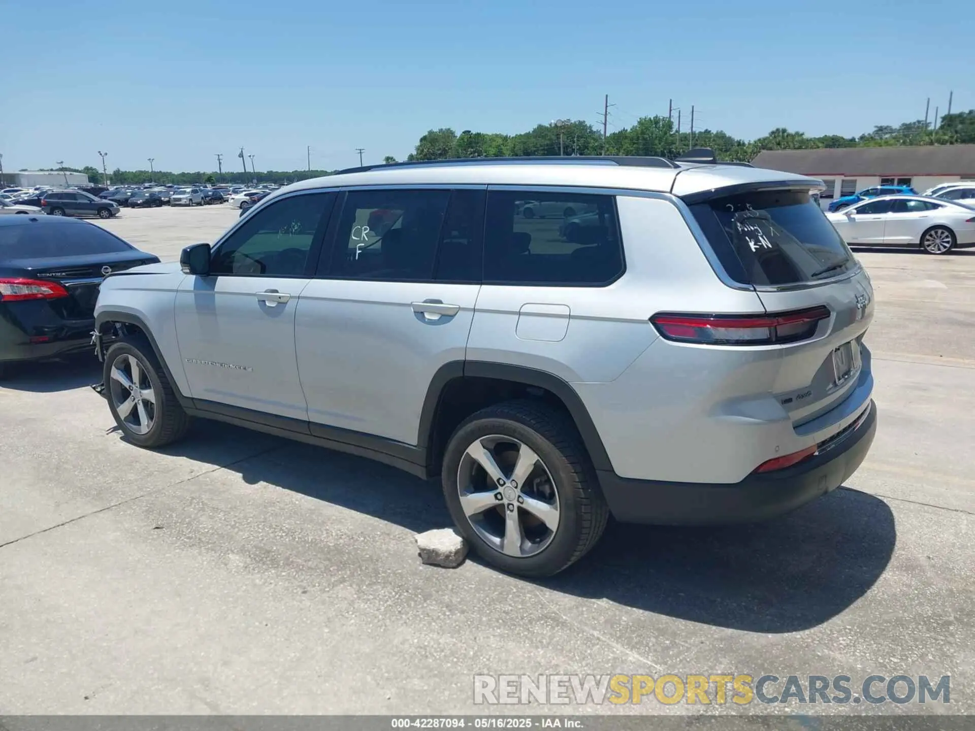 3 Фотография поврежденного автомобиля 1C4RJKBG5M8101312 JEEP GRAND CHEROKEE L 2021
