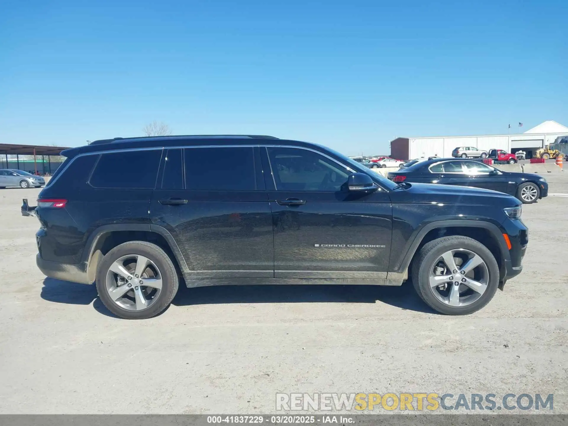 13 Фотография поврежденного автомобиля 1C4RJKBG7M8190882 JEEP GRAND CHEROKEE L 2021