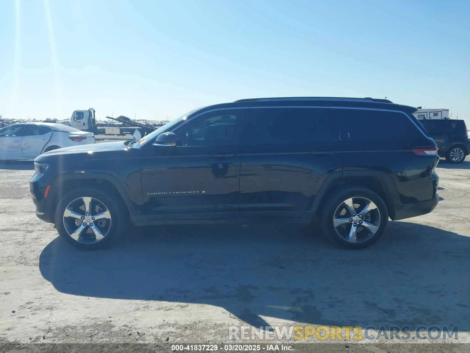 14 Фотография поврежденного автомобиля 1C4RJKBG7M8190882 JEEP GRAND CHEROKEE L 2021