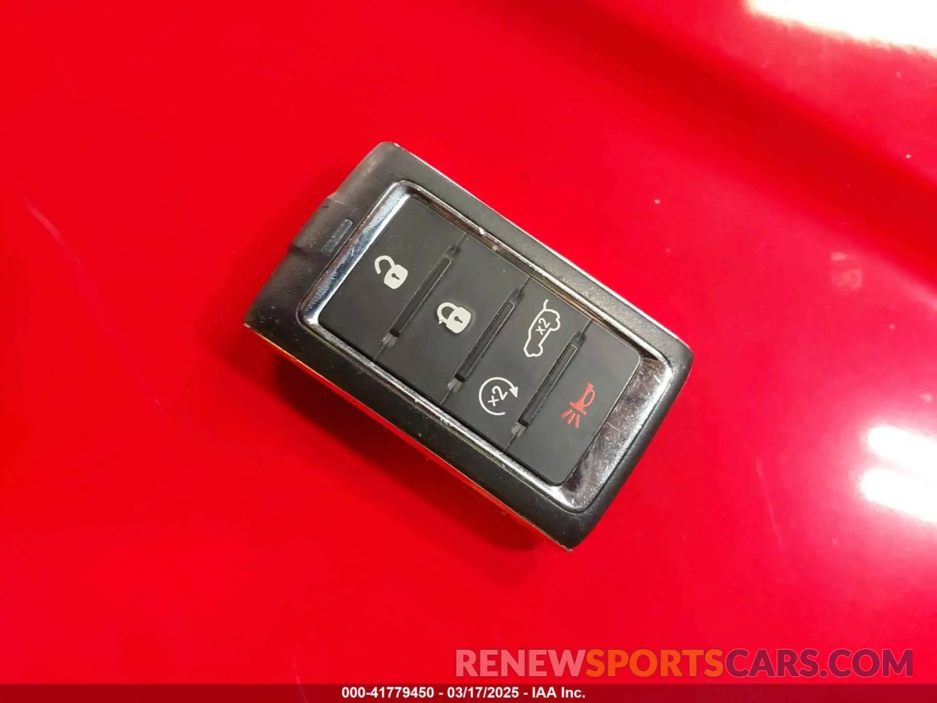 11 Photograph of a damaged car 1C4RJKBG8M8142906 JEEP GRAND CHEROKEE L 2021