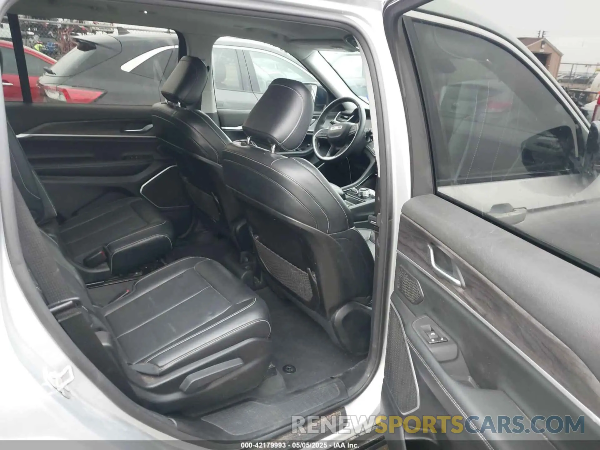 8 Фотография поврежденного автомобиля 1C4RJKBGXM8109793 JEEP GRAND CHEROKEE L 2021