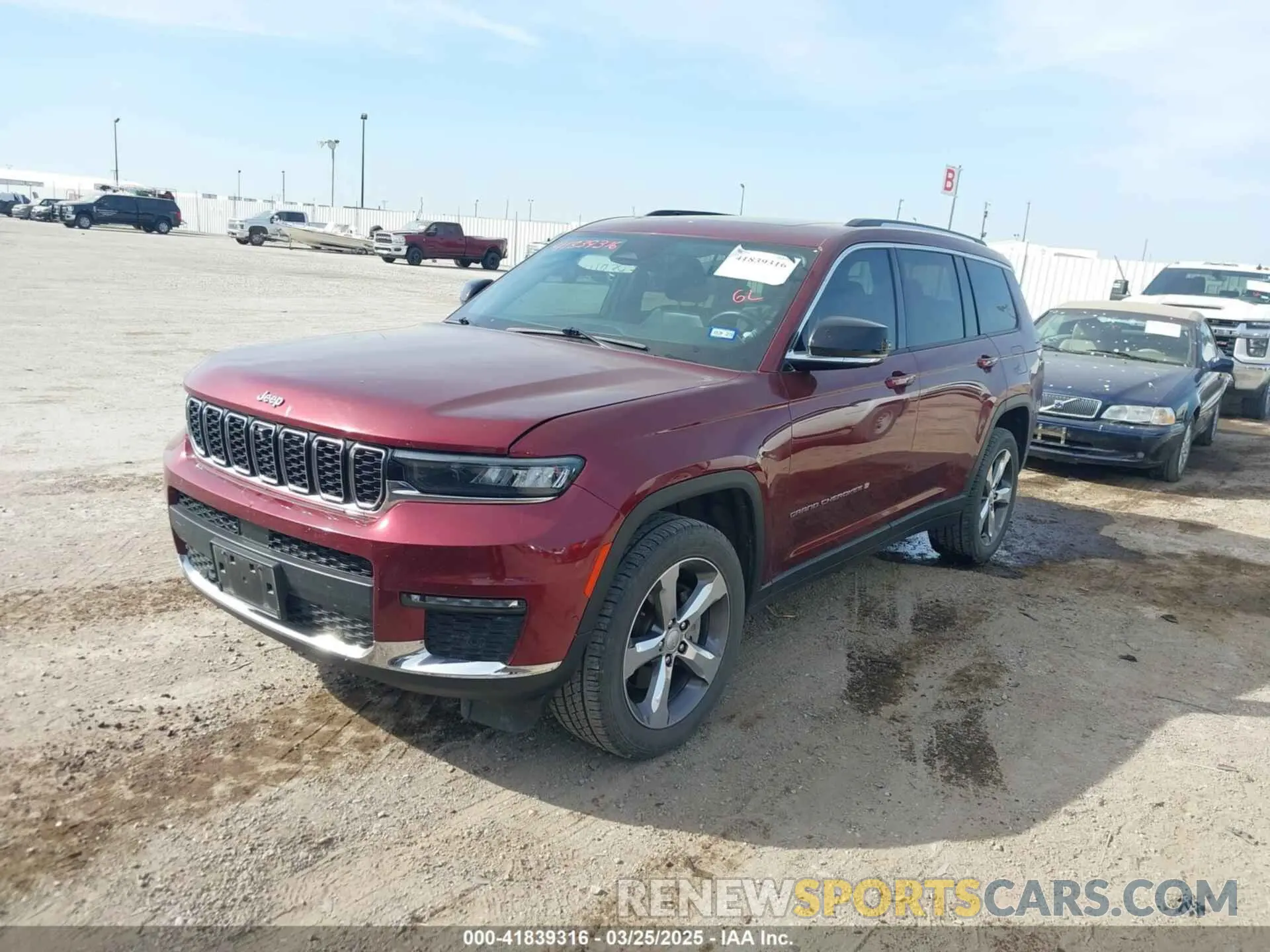14 Photograph of a damaged car 1C4RJKBGXM8119742 JEEP GRAND CHEROKEE L 2021