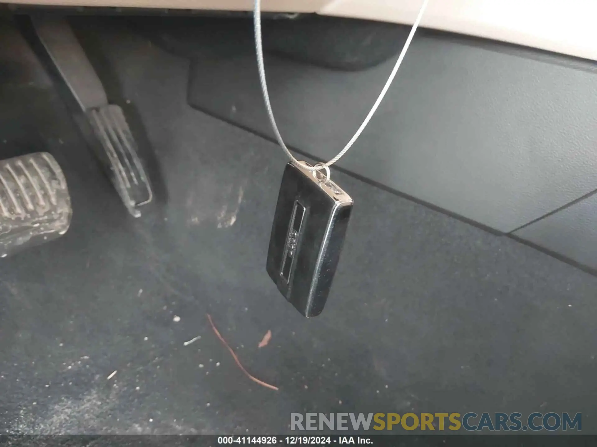 11 Photograph of a damaged car 1C4RJKBGXM8196322 JEEP GRAND CHEROKEE L 2021