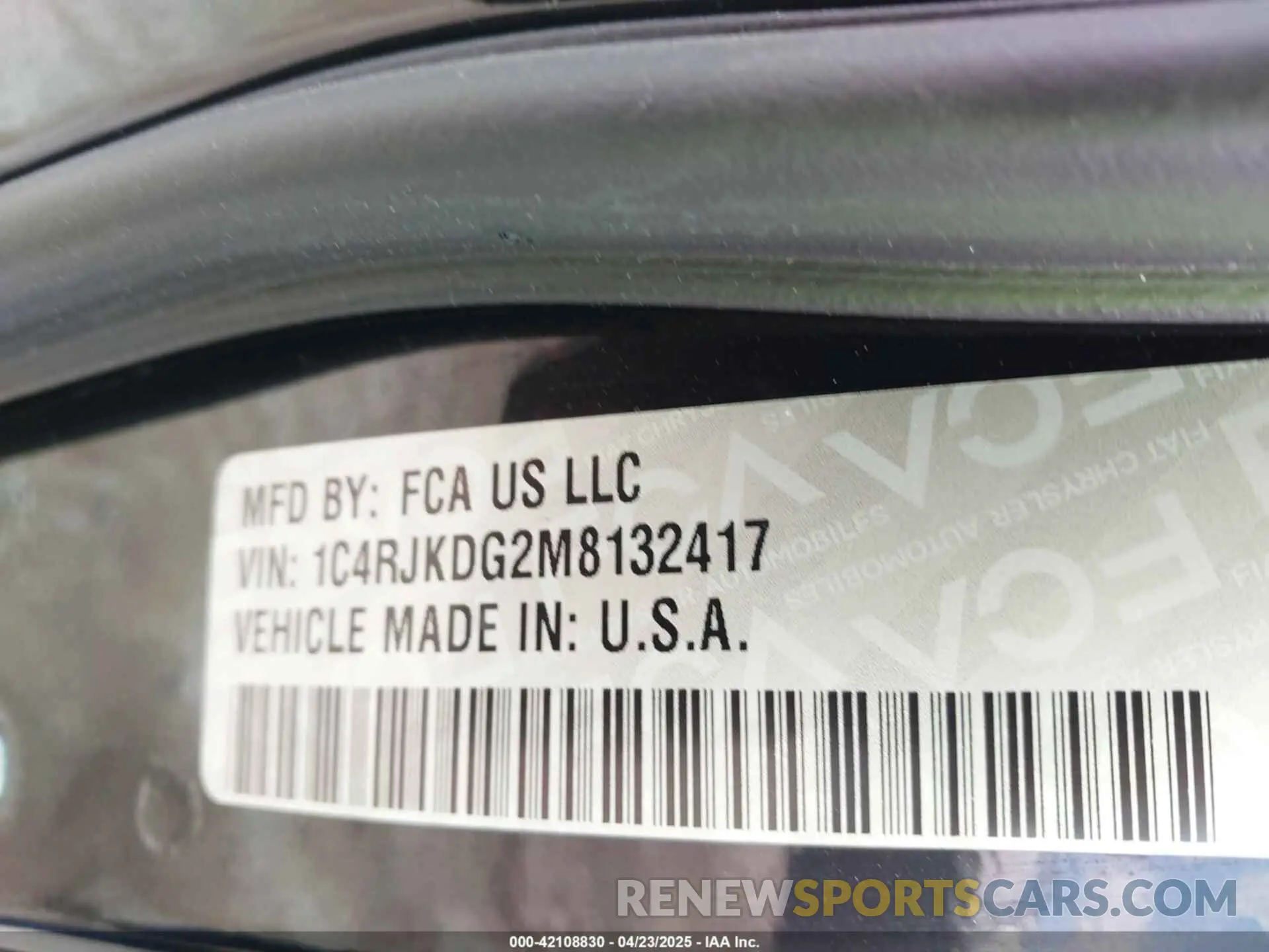 9 Photograph of a damaged car 1C4RJKDG2M8132417 JEEP GRAND CHEROKEE L 2021