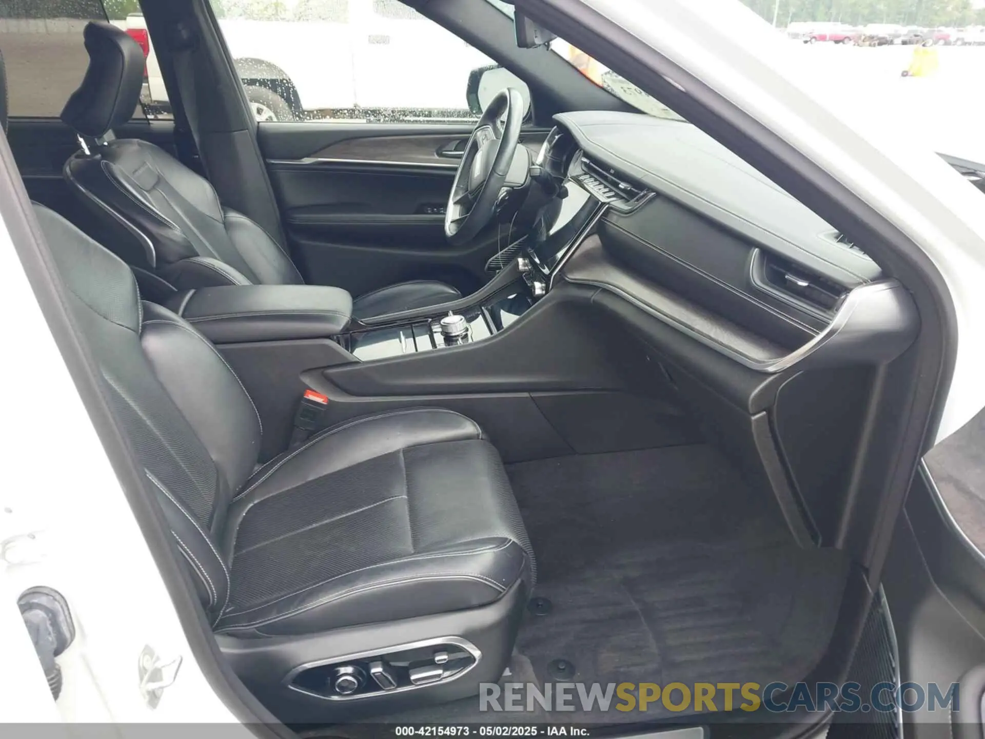 5 Фотография поврежденного автомобиля 1C4RJKDG9M8123357 JEEP GRAND CHEROKEE L 2021