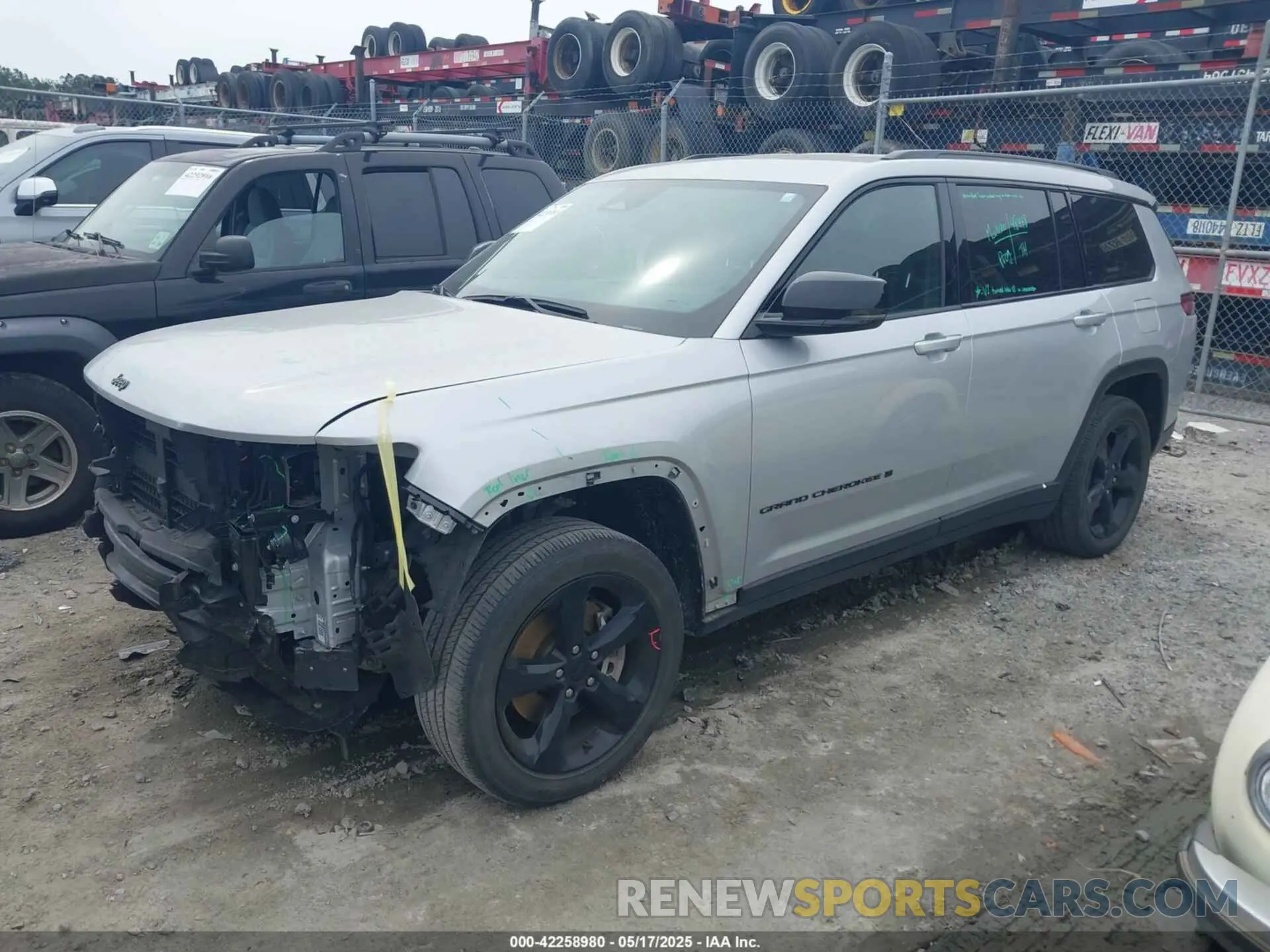 2 Фотография поврежденного автомобиля 1C4RJJAG2N8581581 JEEP GRAND CHEROKEE L 2022