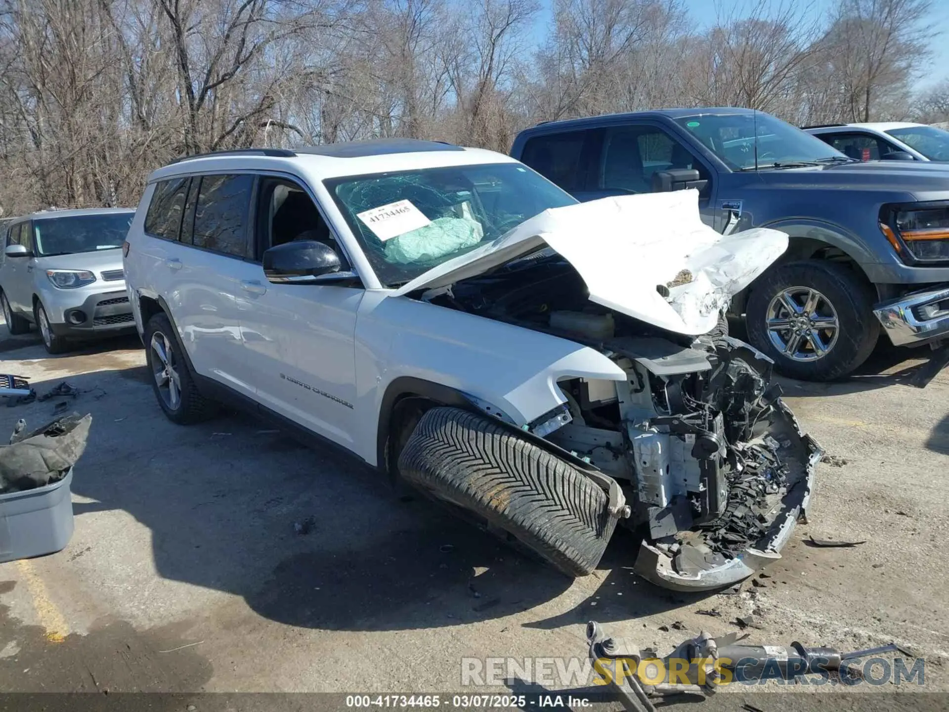 1 Photograph of a damaged car 1C4RJJBG1N8568383 JEEP GRAND CHEROKEE L 2022