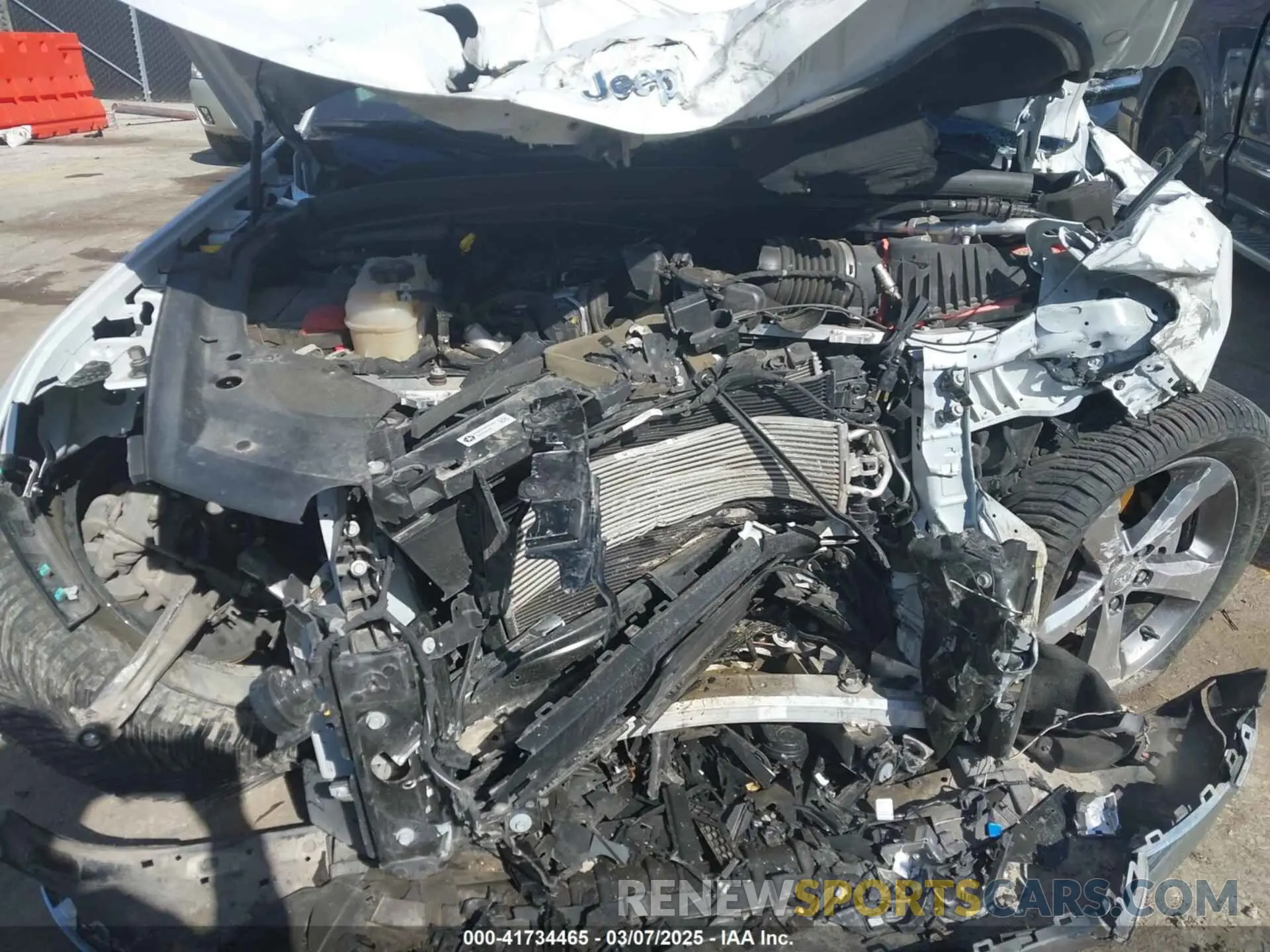 10 Photograph of a damaged car 1C4RJJBG1N8568383 JEEP GRAND CHEROKEE L 2022