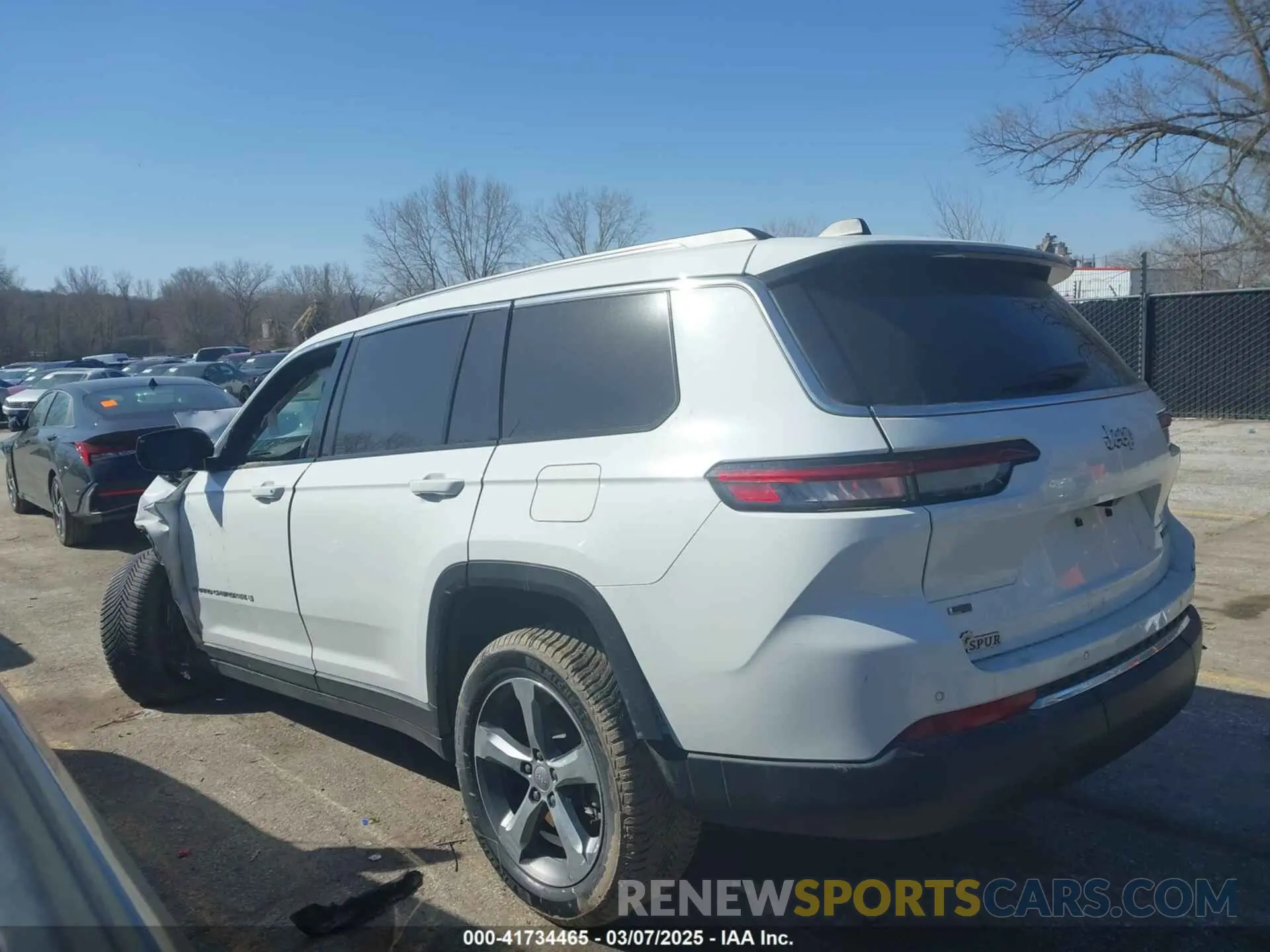 14 Photograph of a damaged car 1C4RJJBG1N8568383 JEEP GRAND CHEROKEE L 2022