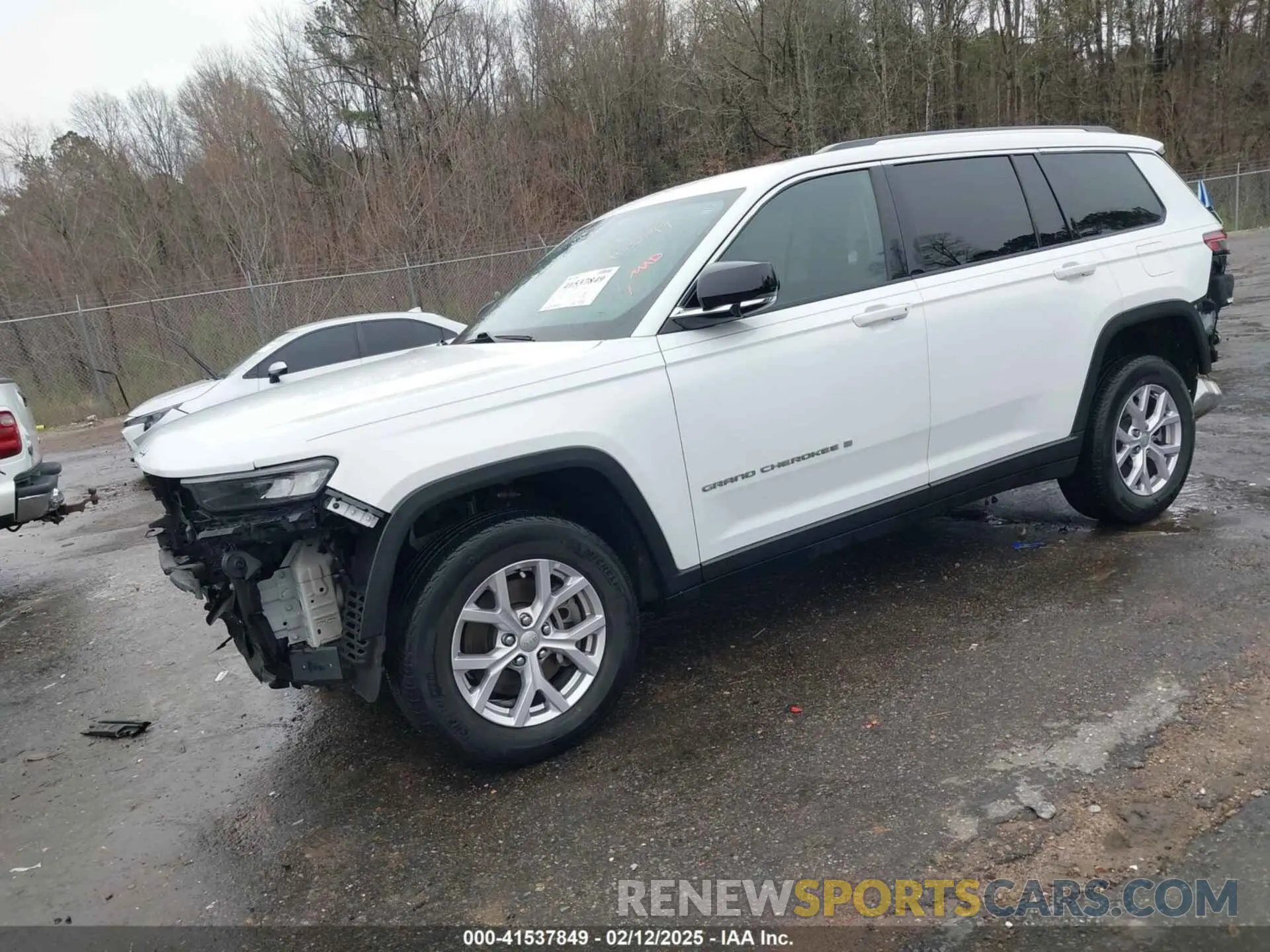 2 Photograph of a damaged car 1C4RJJBG9N8574495 JEEP GRAND CHEROKEE L 2022