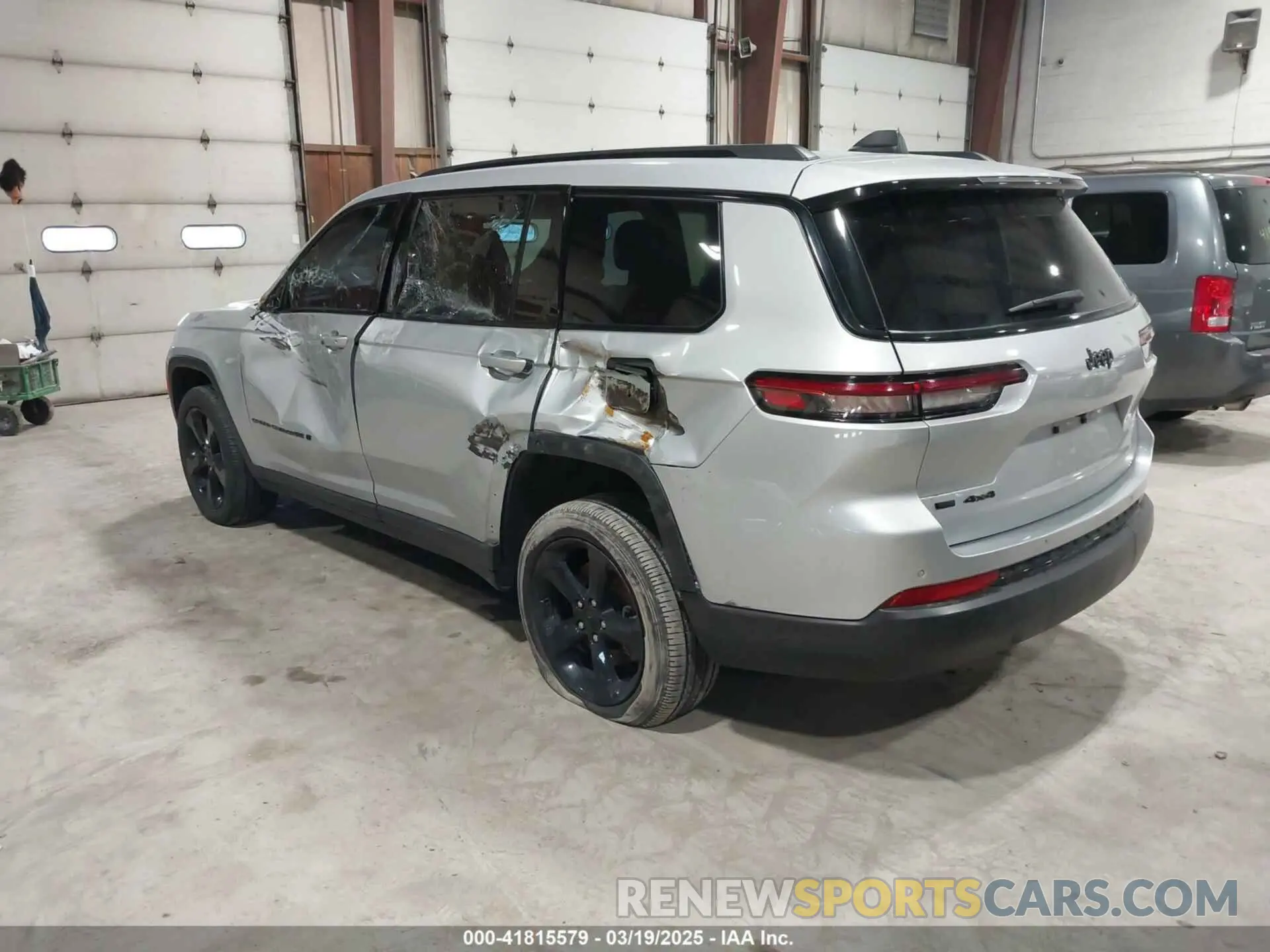 3 Фотография поврежденного автомобиля 1C4RJKAG5N8520943 JEEP GRAND CHEROKEE L 2022
