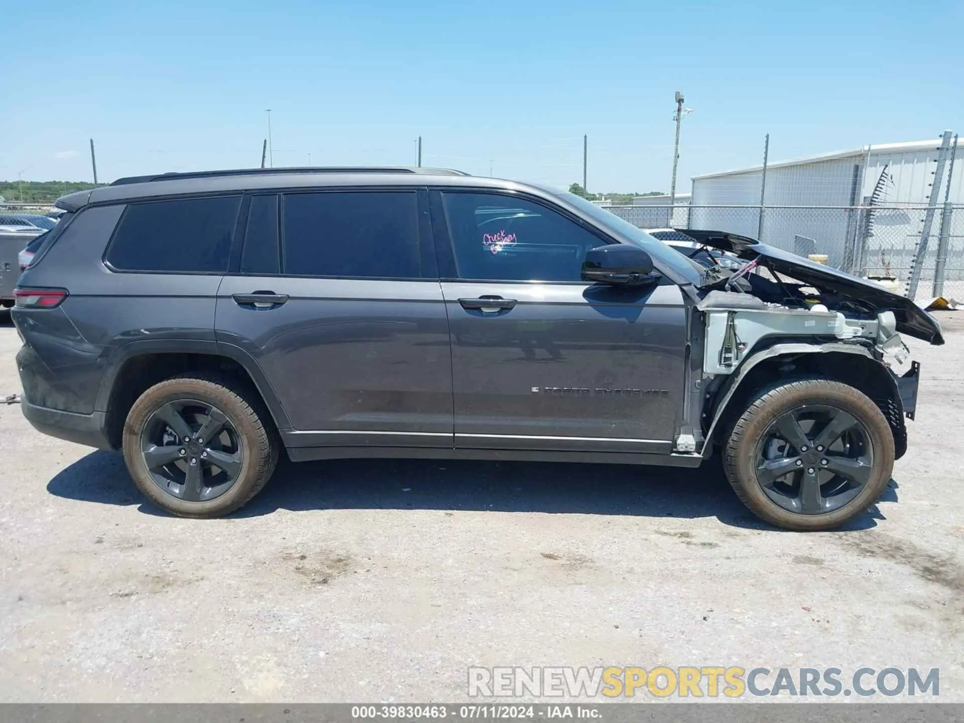 14 Photograph of a damaged car 1C4RJKAG9N8517415 JEEP GRAND CHEROKEE L 2022