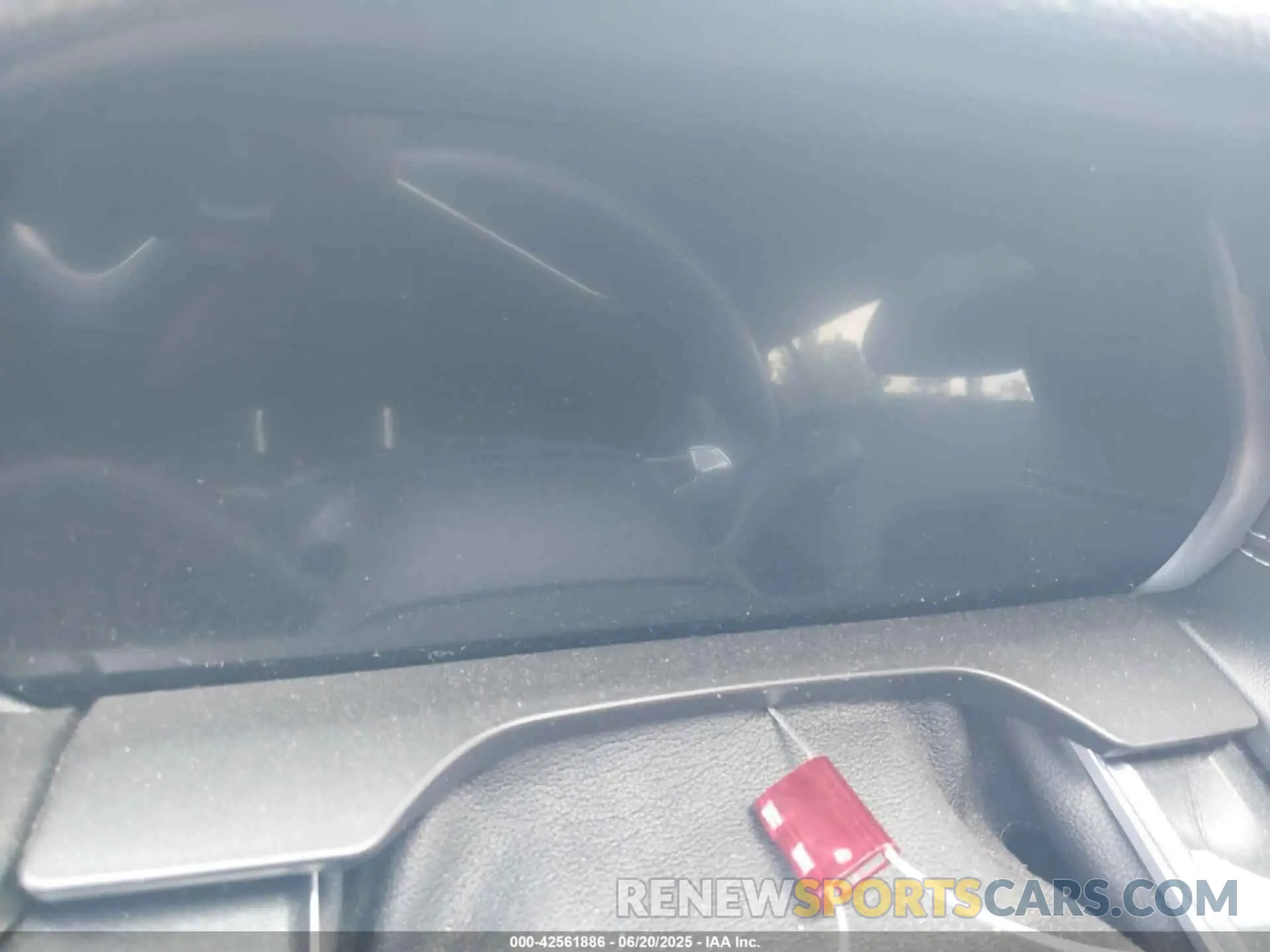15 Photograph of a damaged car 1C4RJKAGXN8504527 JEEP GRAND CHEROKEE L 2022