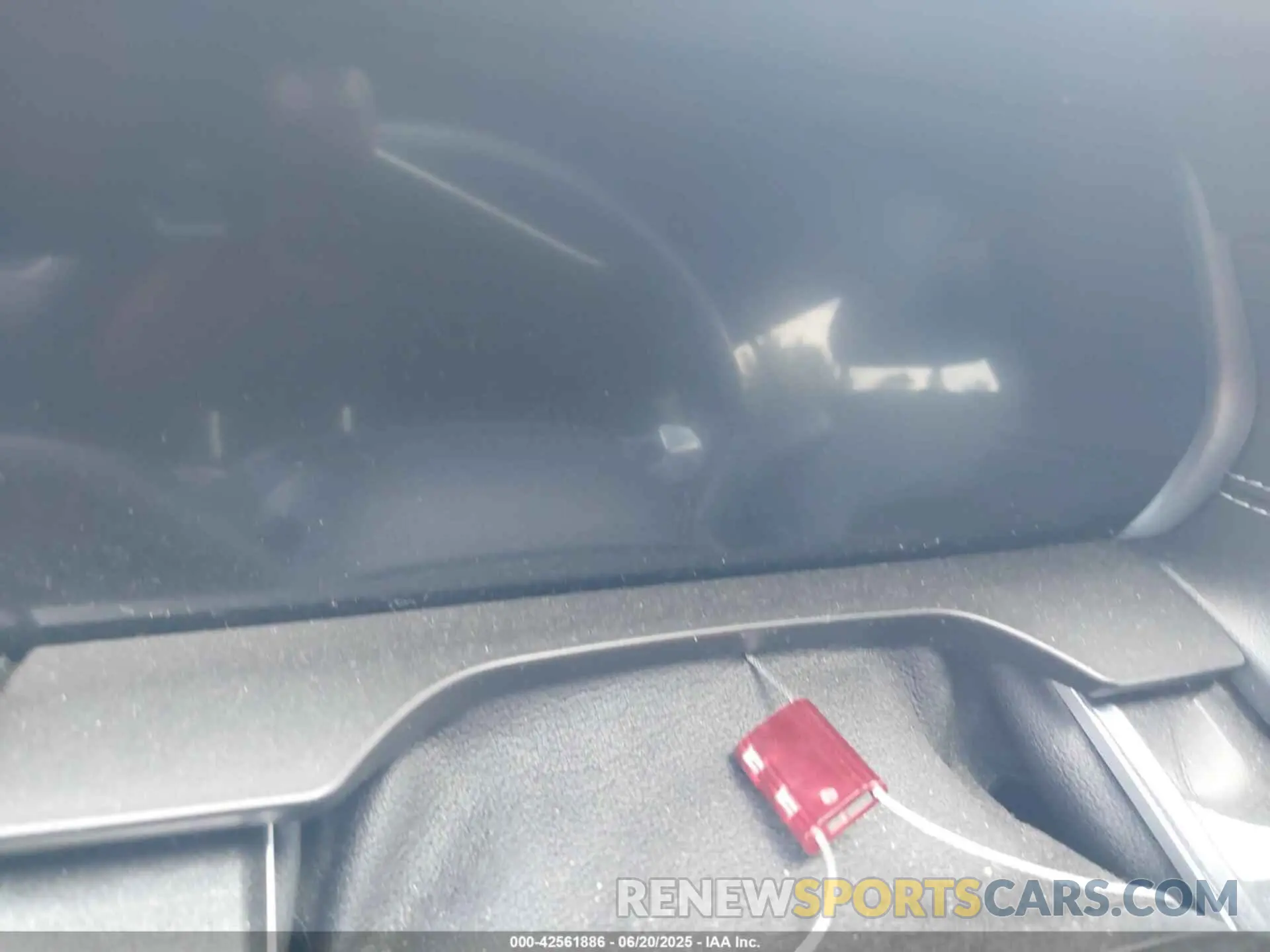 7 Photograph of a damaged car 1C4RJKAGXN8504527 JEEP GRAND CHEROKEE L 2022