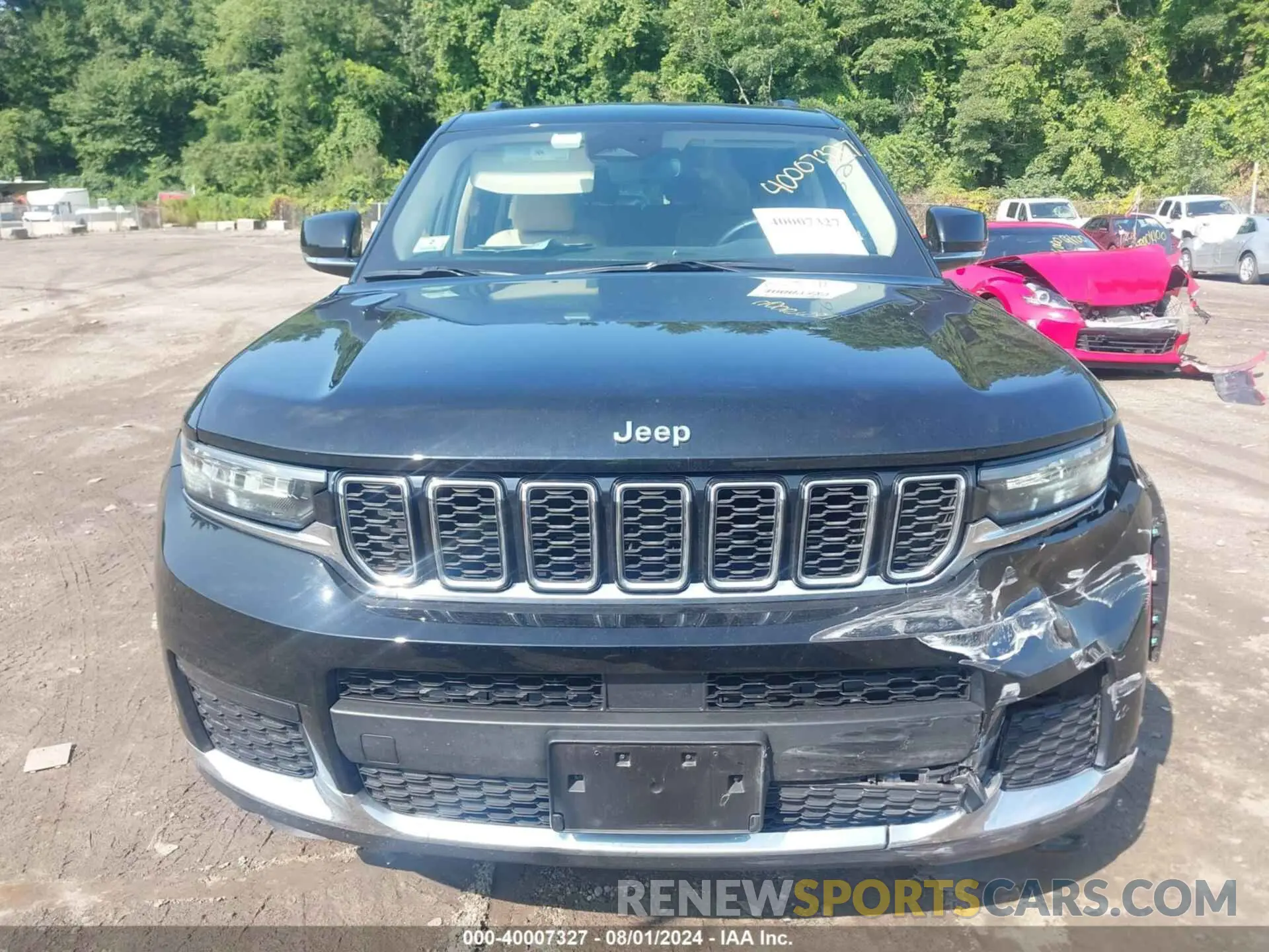 12 Photograph of a damaged car 1C4RJKBG1N8513907 JEEP GRAND CHEROKEE L 2022