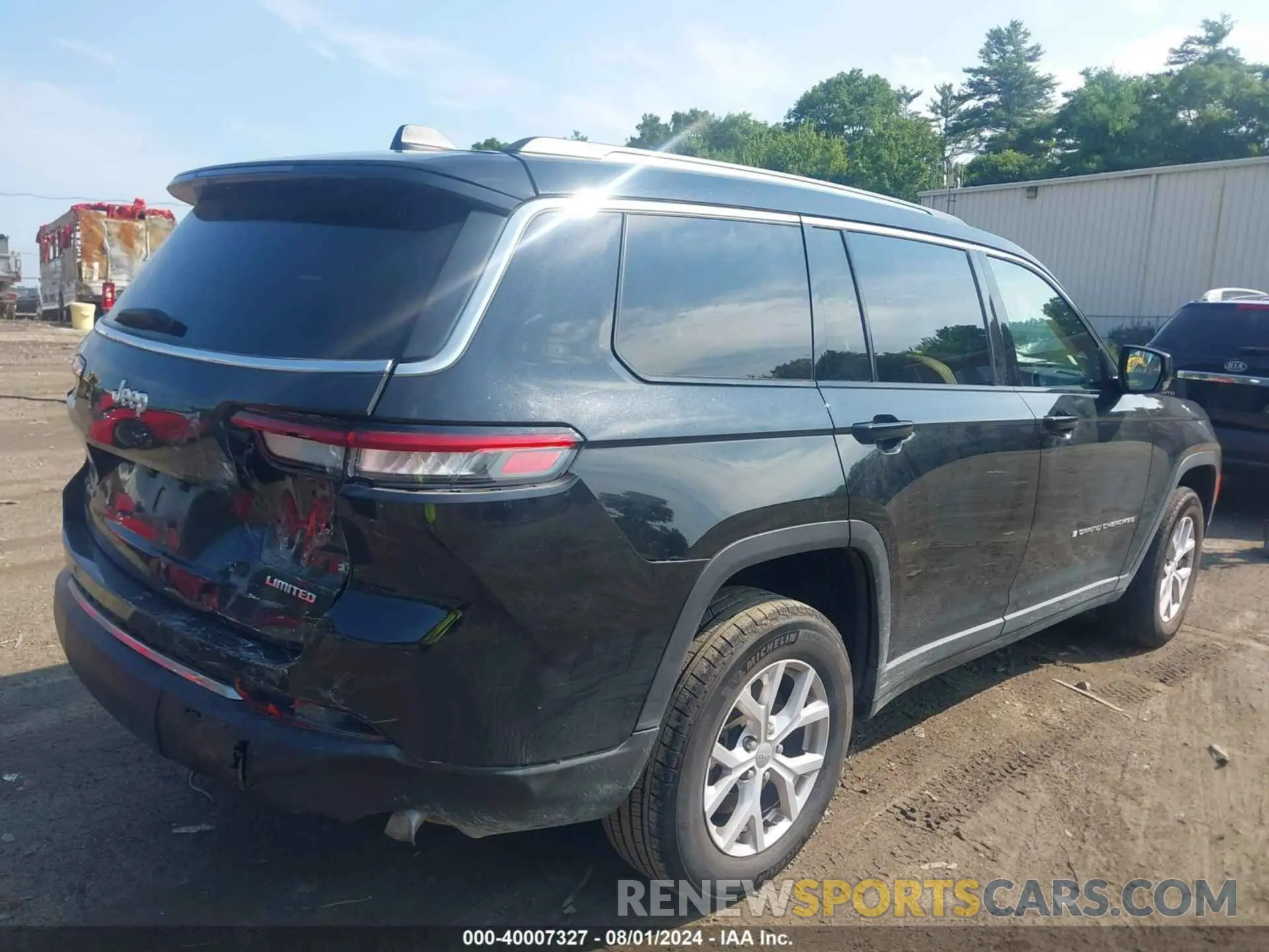 4 Photograph of a damaged car 1C4RJKBG1N8513907 JEEP GRAND CHEROKEE L 2022