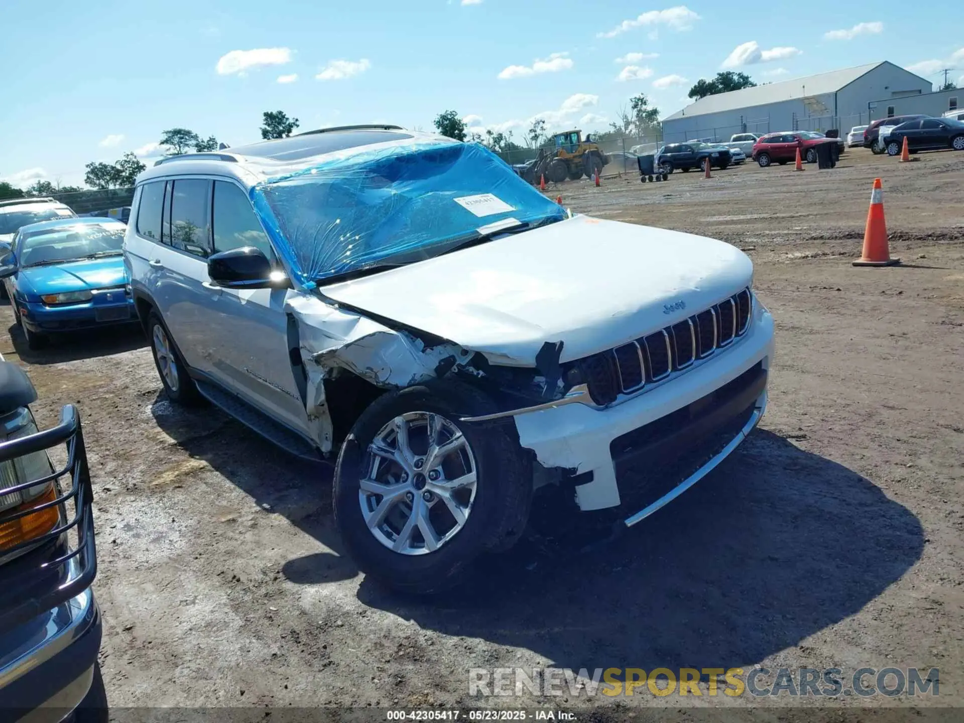 1 Фотография поврежденного автомобиля 1C4RJKBG1N8565926 JEEP GRAND CHEROKEE L 2022