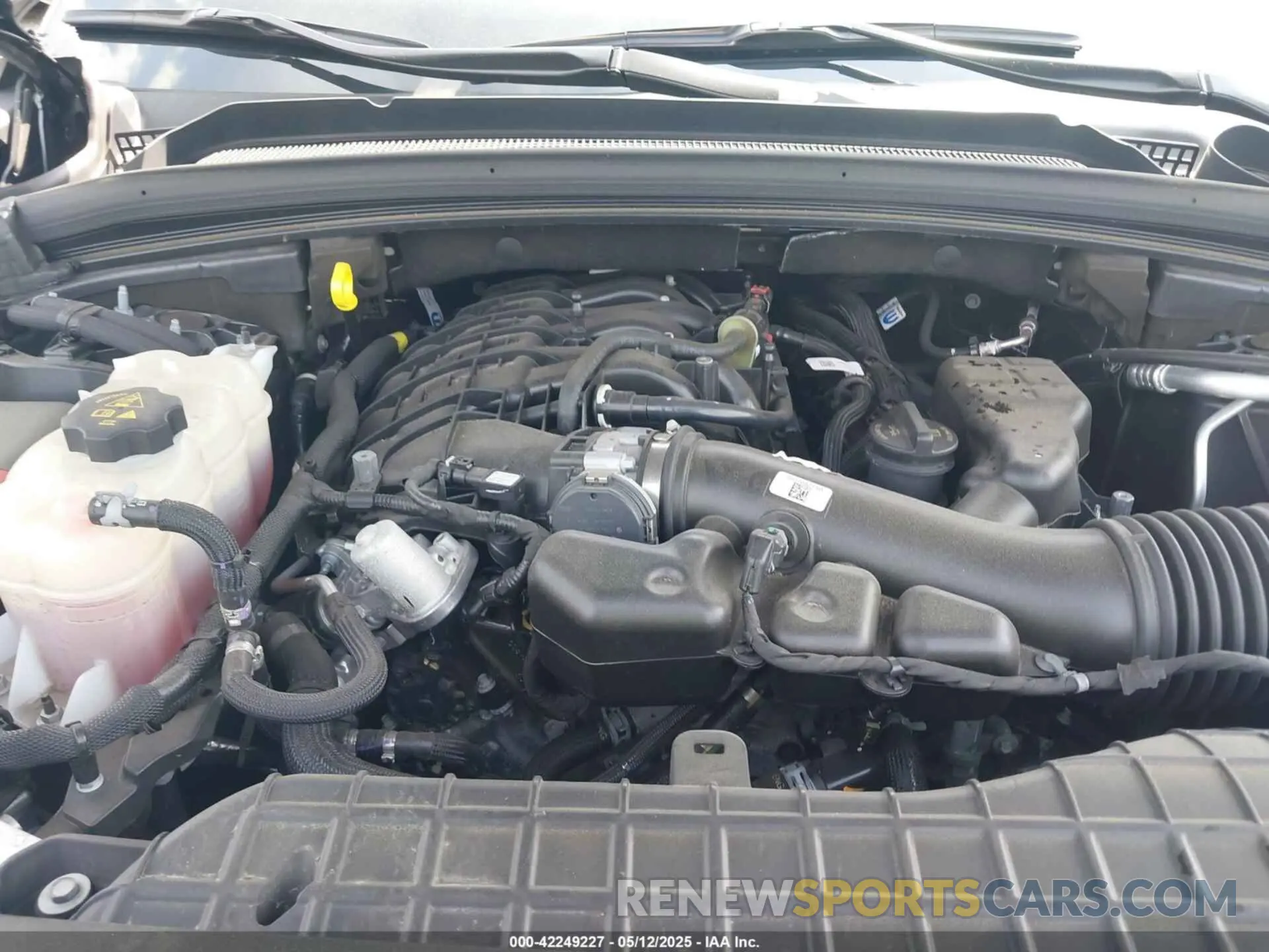 10 Фотография поврежденного автомобиля 1C4RJKBG3N8621834 JEEP GRAND CHEROKEE L 2022