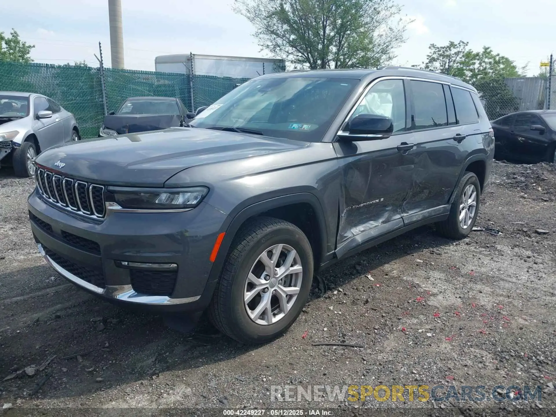 2 Фотография поврежденного автомобиля 1C4RJKBG3N8621834 JEEP GRAND CHEROKEE L 2022