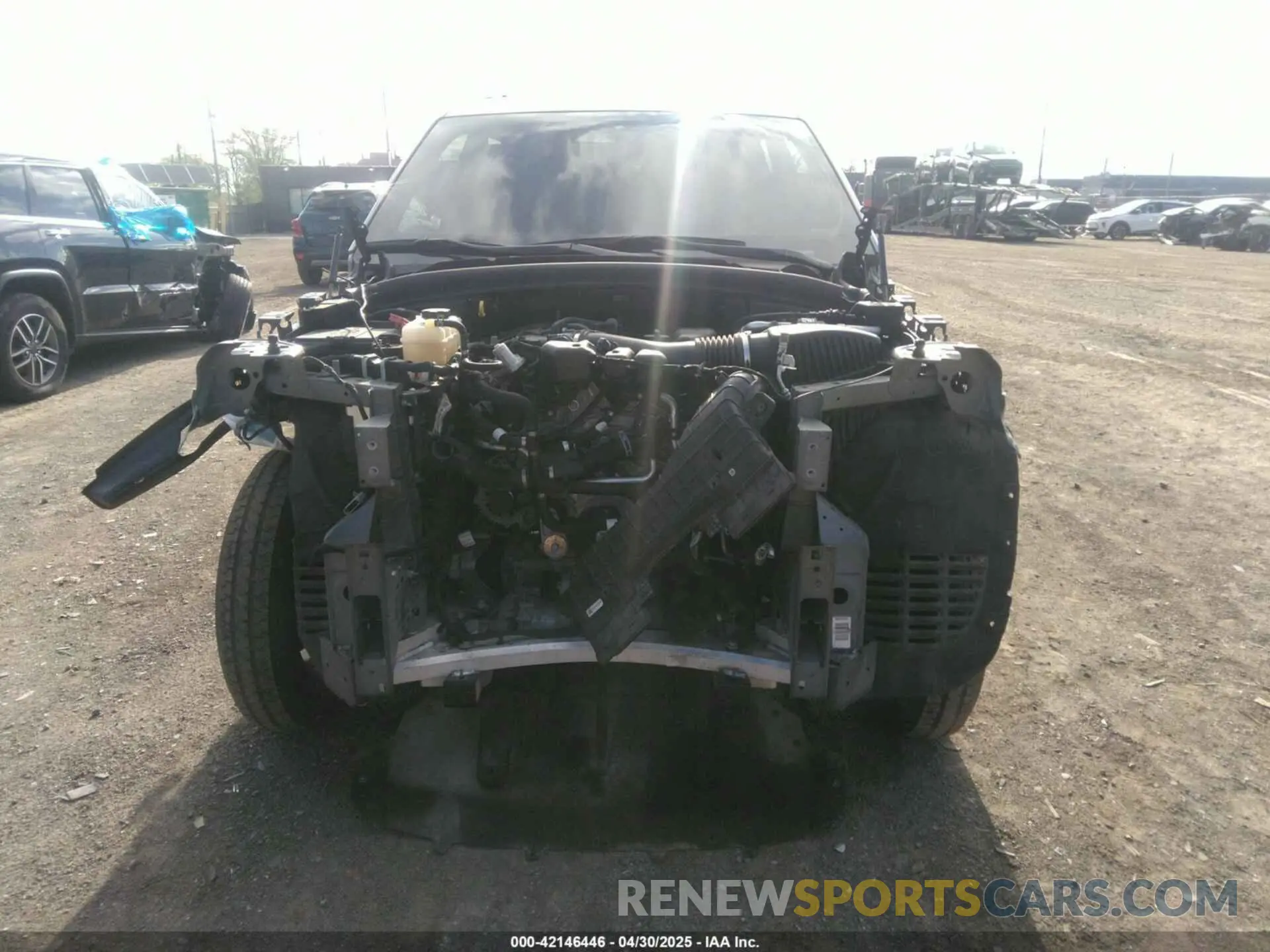 11 Photograph of a damaged car 1C4RJKBG6N8618328 JEEP GRAND CHEROKEE L 2022