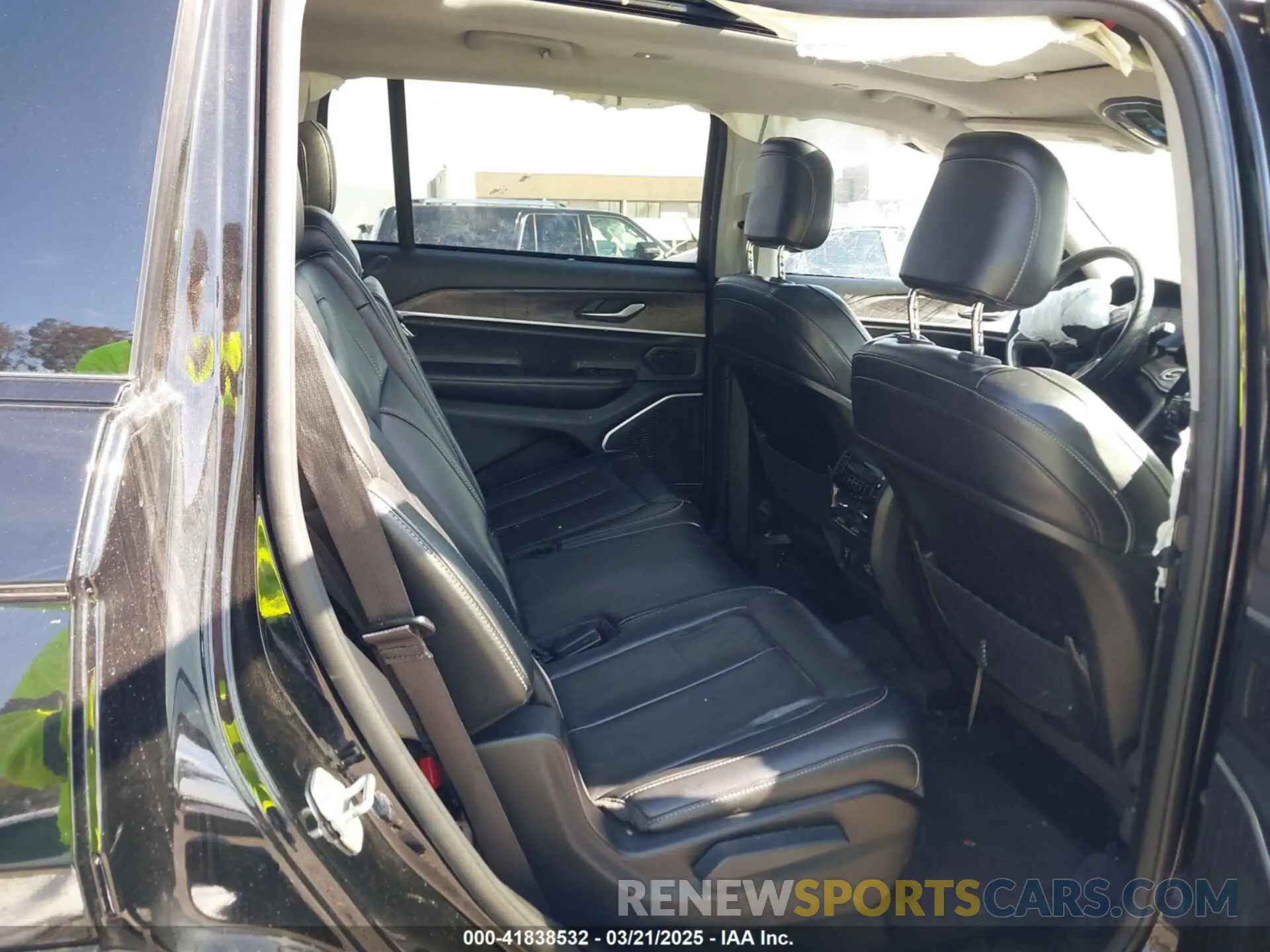 8 Фотография поврежденного автомобиля 1C4RJKBG9N8535377 JEEP GRAND CHEROKEE L 2022