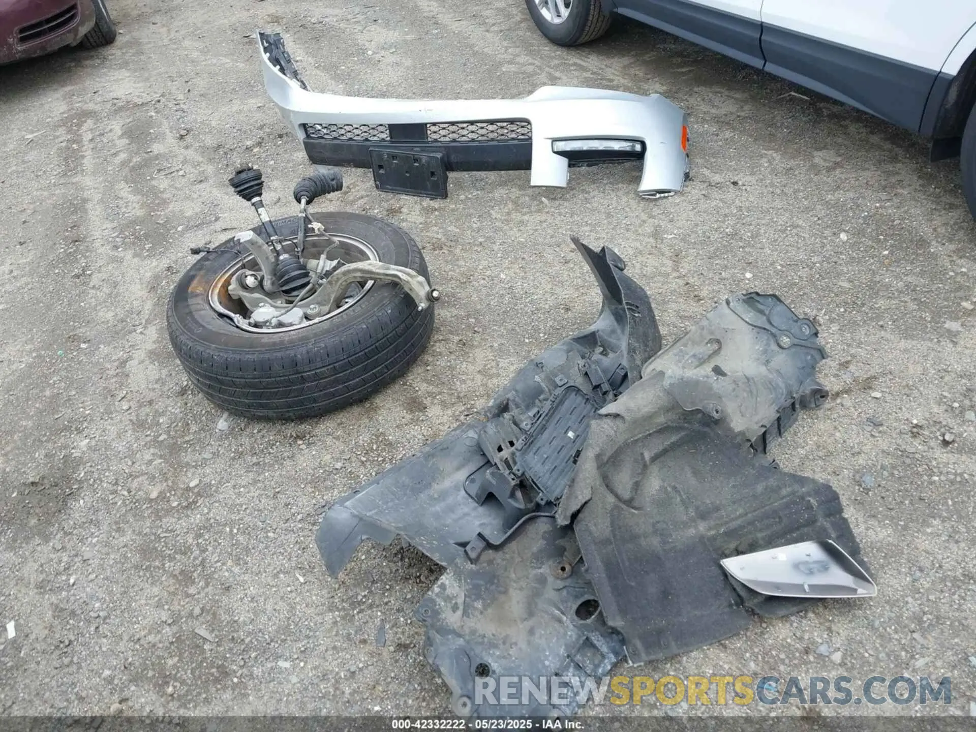12 Photograph of a damaged car 1C4RJKBGXN8624293 JEEP GRAND CHEROKEE L 2022