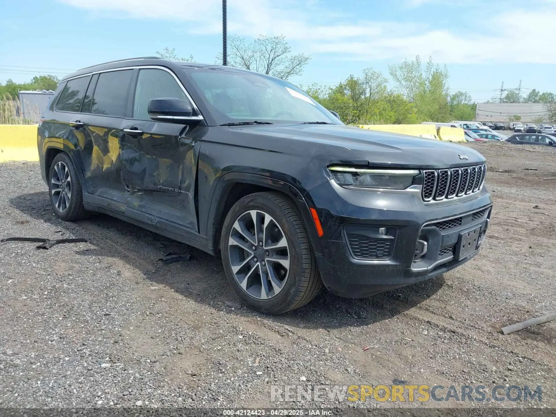 1 Фотография поврежденного автомобиля 1C4RJKDG5N8527094 JEEP GRAND CHEROKEE L 2022
