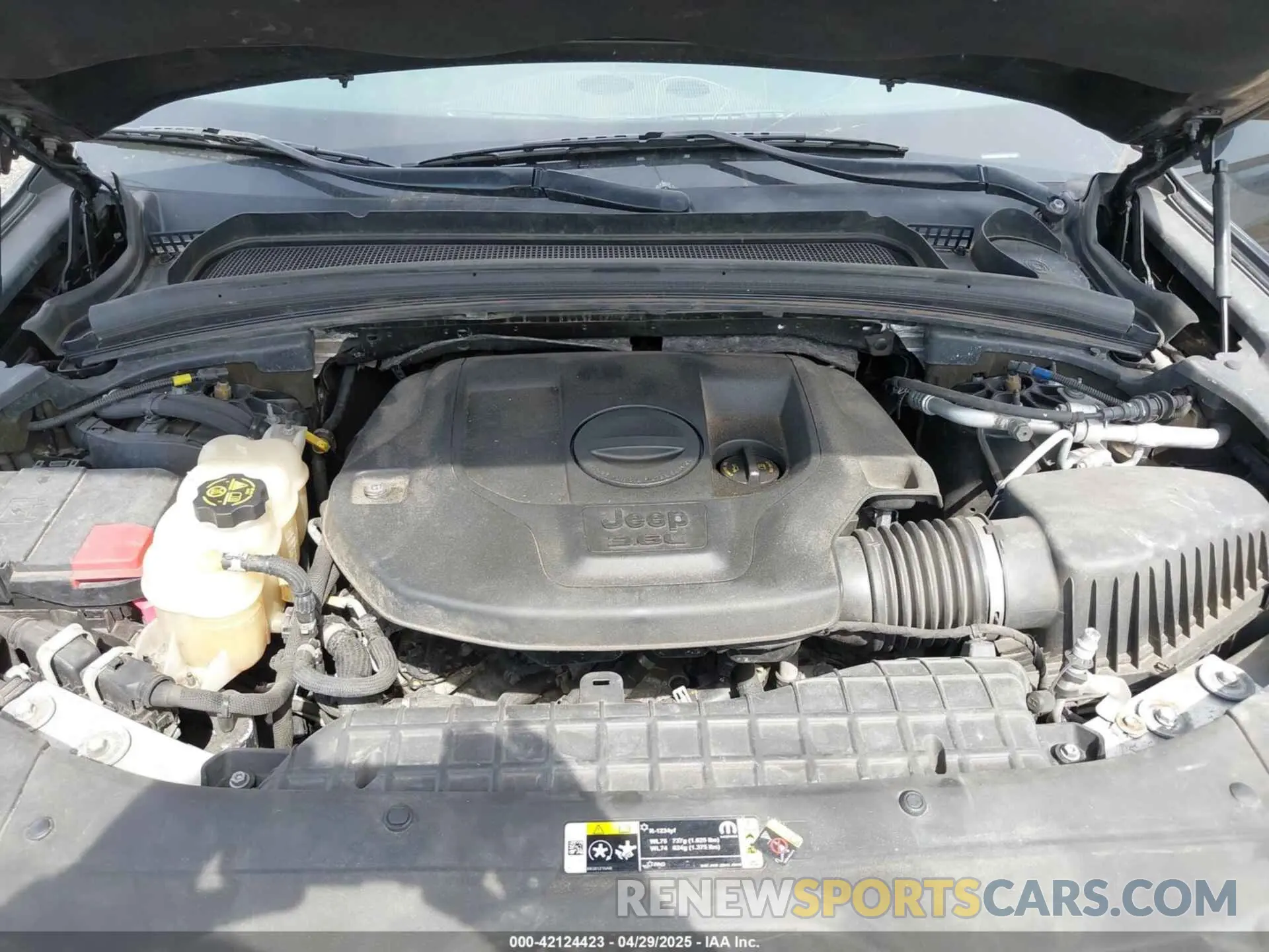 10 Фотография поврежденного автомобиля 1C4RJKDG5N8527094 JEEP GRAND CHEROKEE L 2022