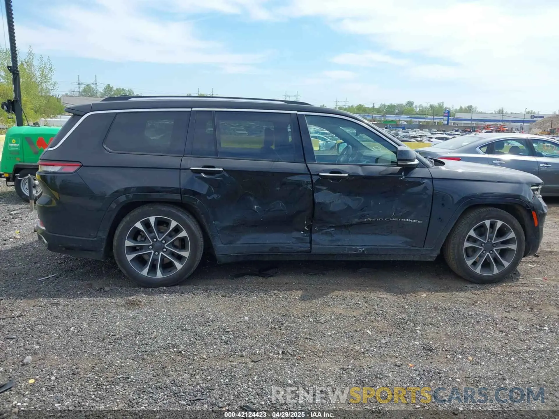 13 Фотография поврежденного автомобиля 1C4RJKDG5N8527094 JEEP GRAND CHEROKEE L 2022