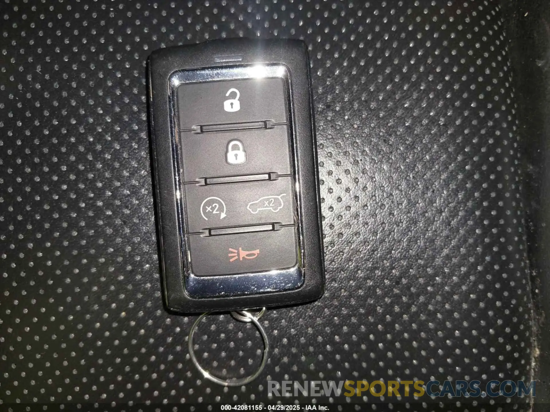 11 Photograph of a damaged car 1C4RJKDG8N8535206 JEEP GRAND CHEROKEE L 2022