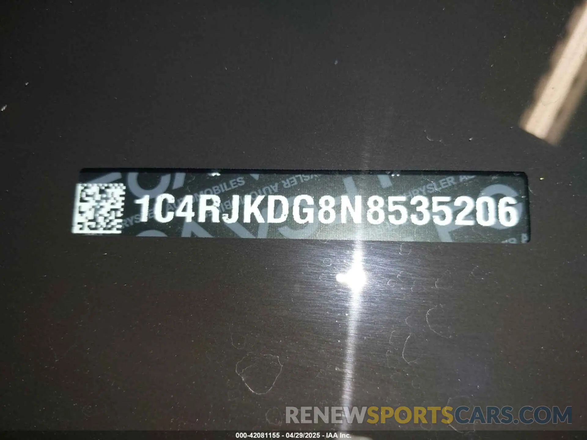 13 Photograph of a damaged car 1C4RJKDG8N8535206 JEEP GRAND CHEROKEE L 2022