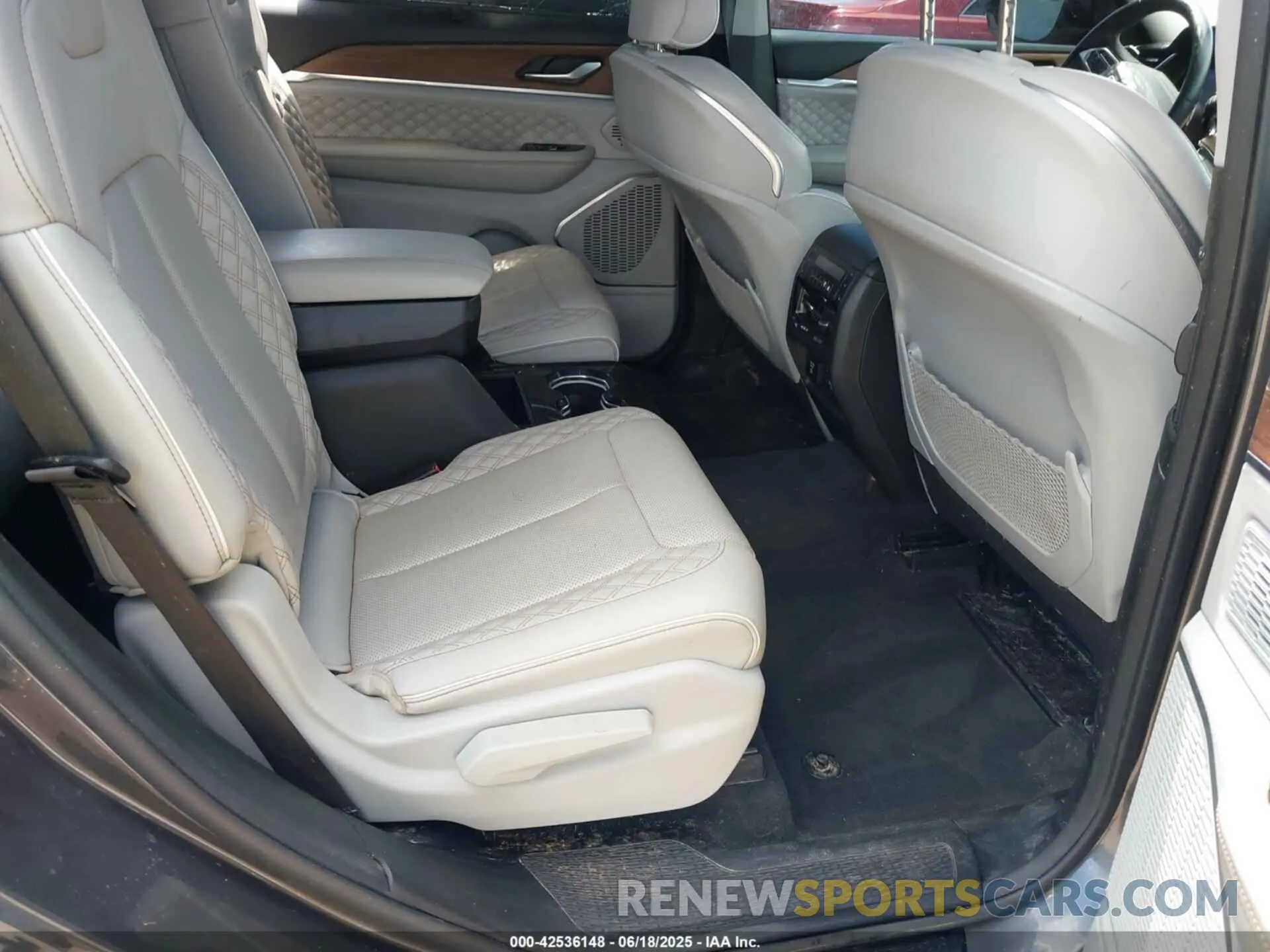 8 Фотография поврежденного автомобиля 1C4RJKEG3N8505982 JEEP GRAND CHEROKEE L 2022