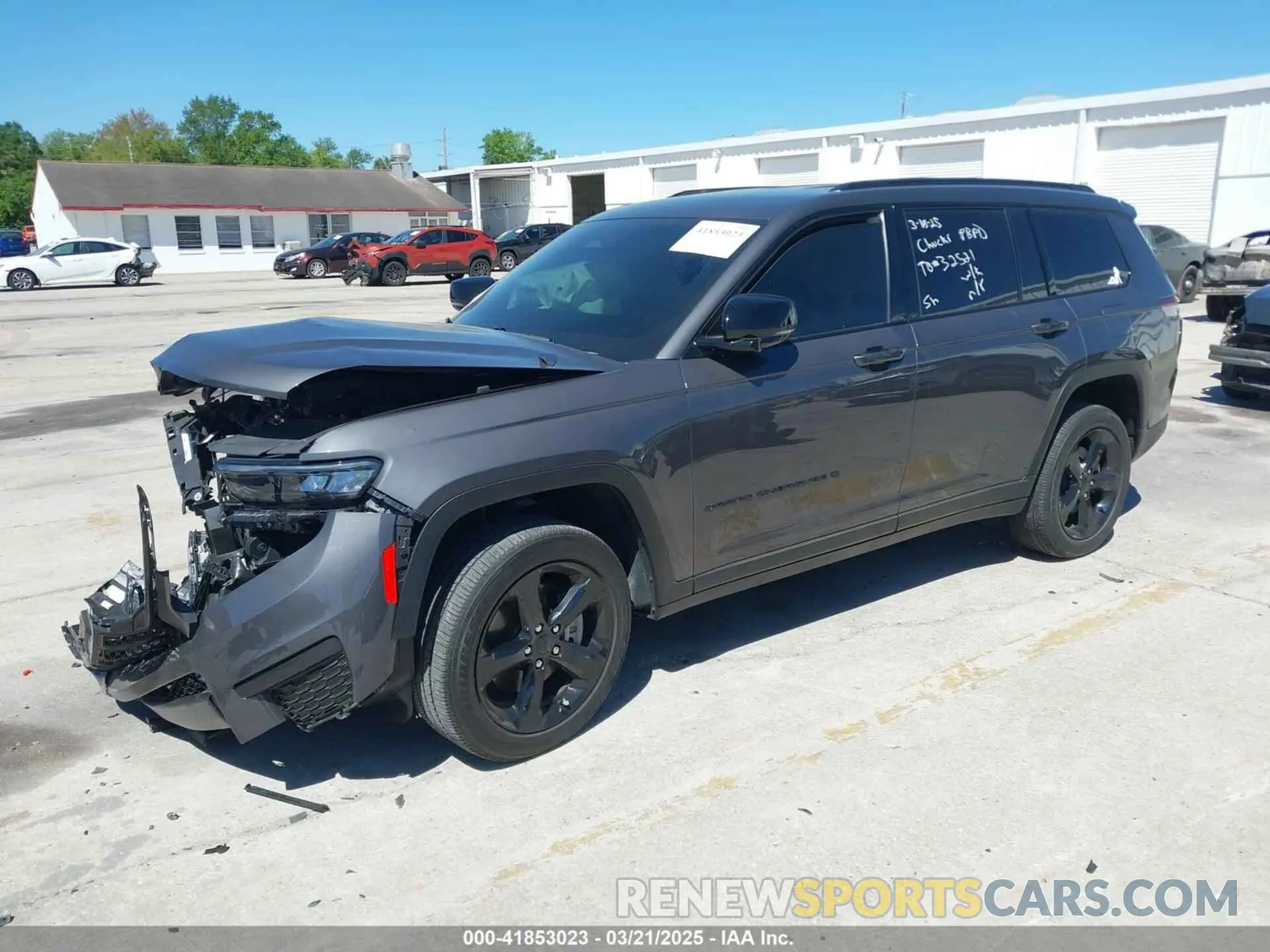 2 Фотография поврежденного автомобиля 1C4RJJAG0P8814120 JEEP GRAND CHEROKEE L 2023