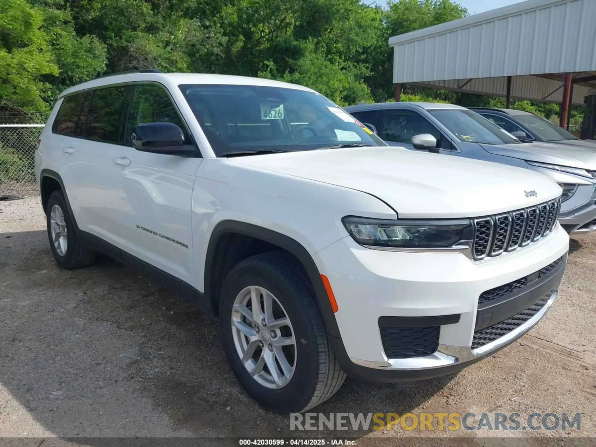 1 Photograph of a damaged car 1C4RJJAG3P8867331 JEEP GRAND CHEROKEE L 2023