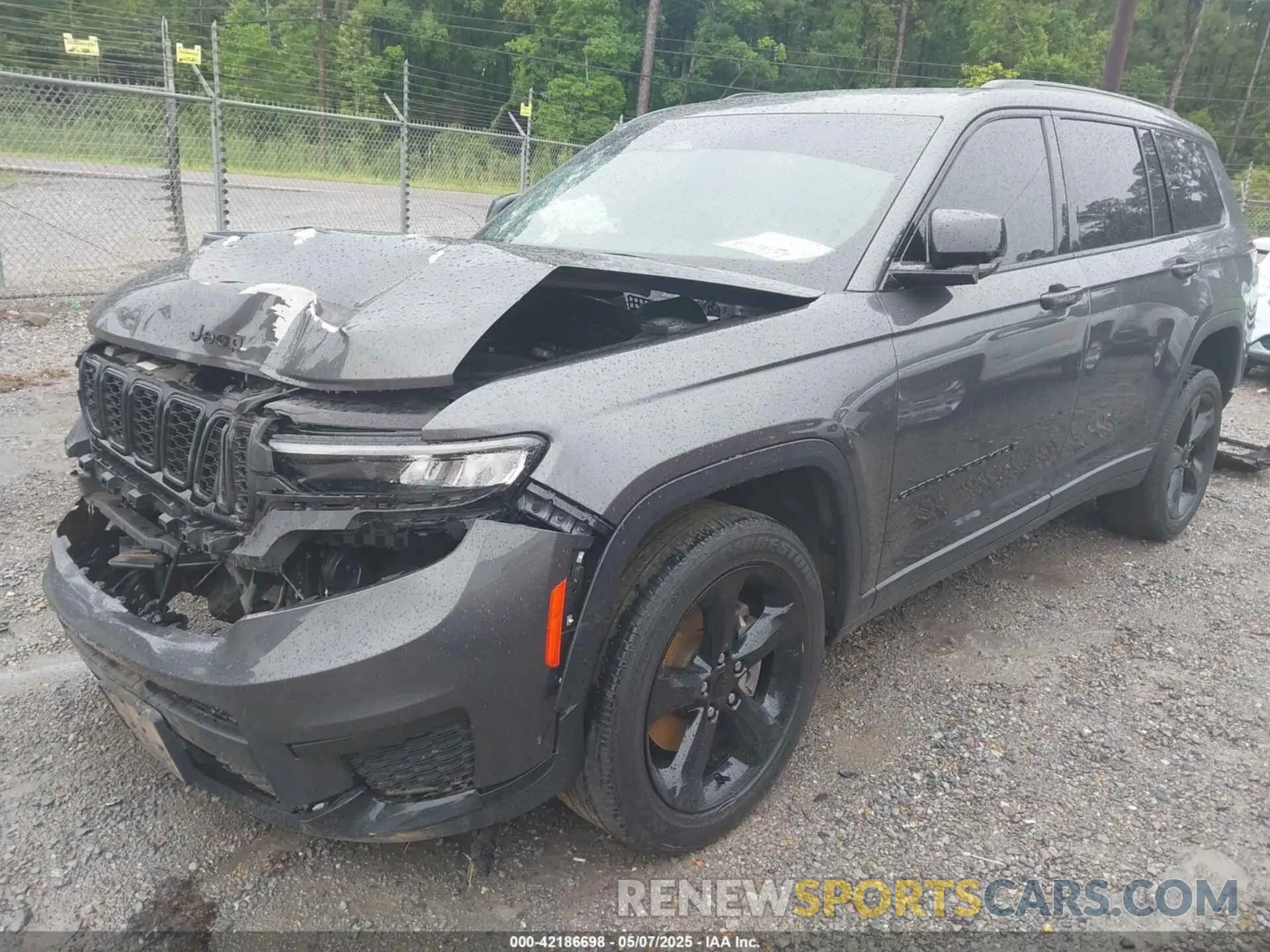 2 Photograph of a damaged car 1C4RJJAG4P8836508 JEEP GRAND CHEROKEE L 2023